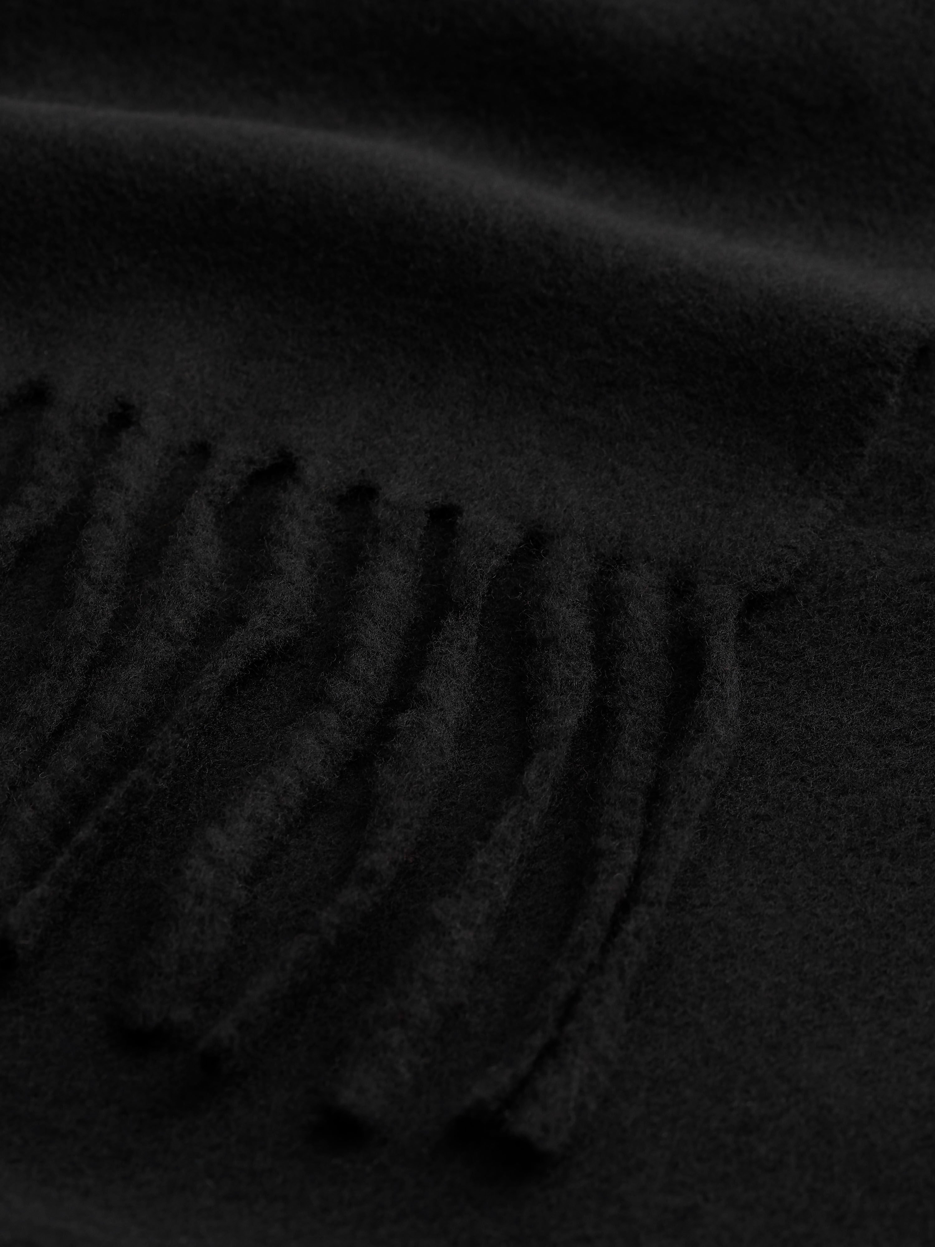 Sylan Classic Wool Scarf