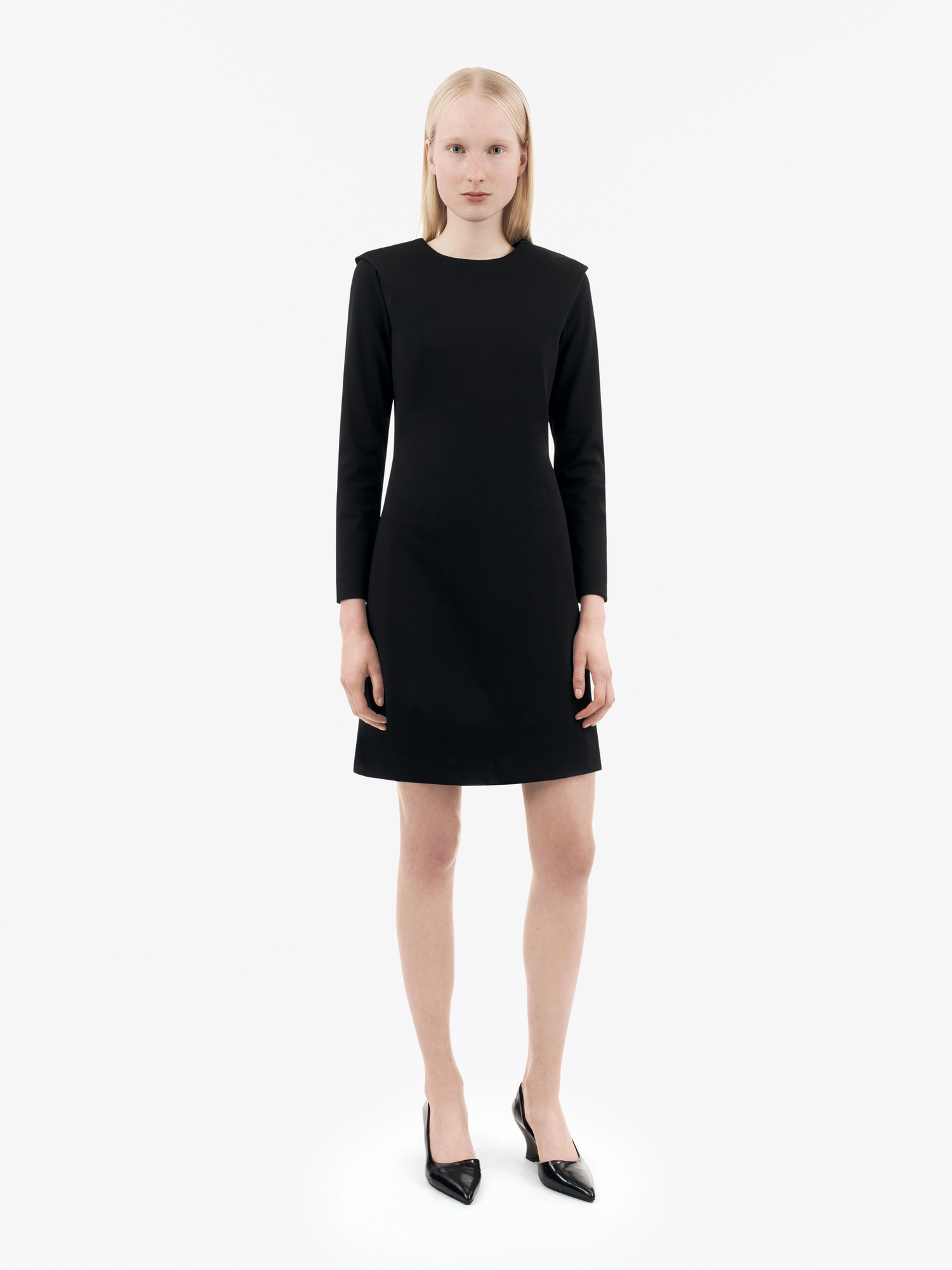 Robe Aleksa