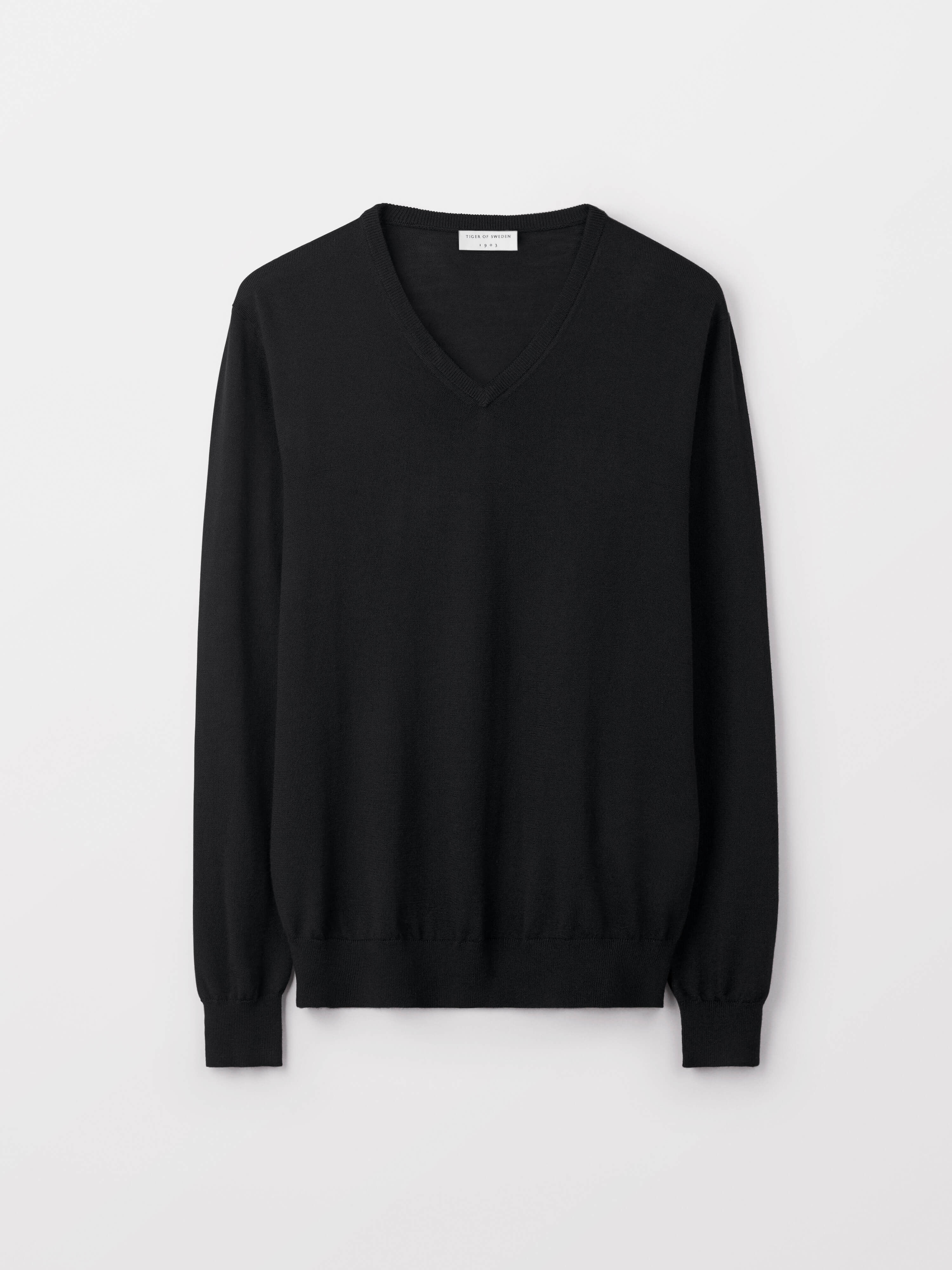 Rael V-Neck Pullover