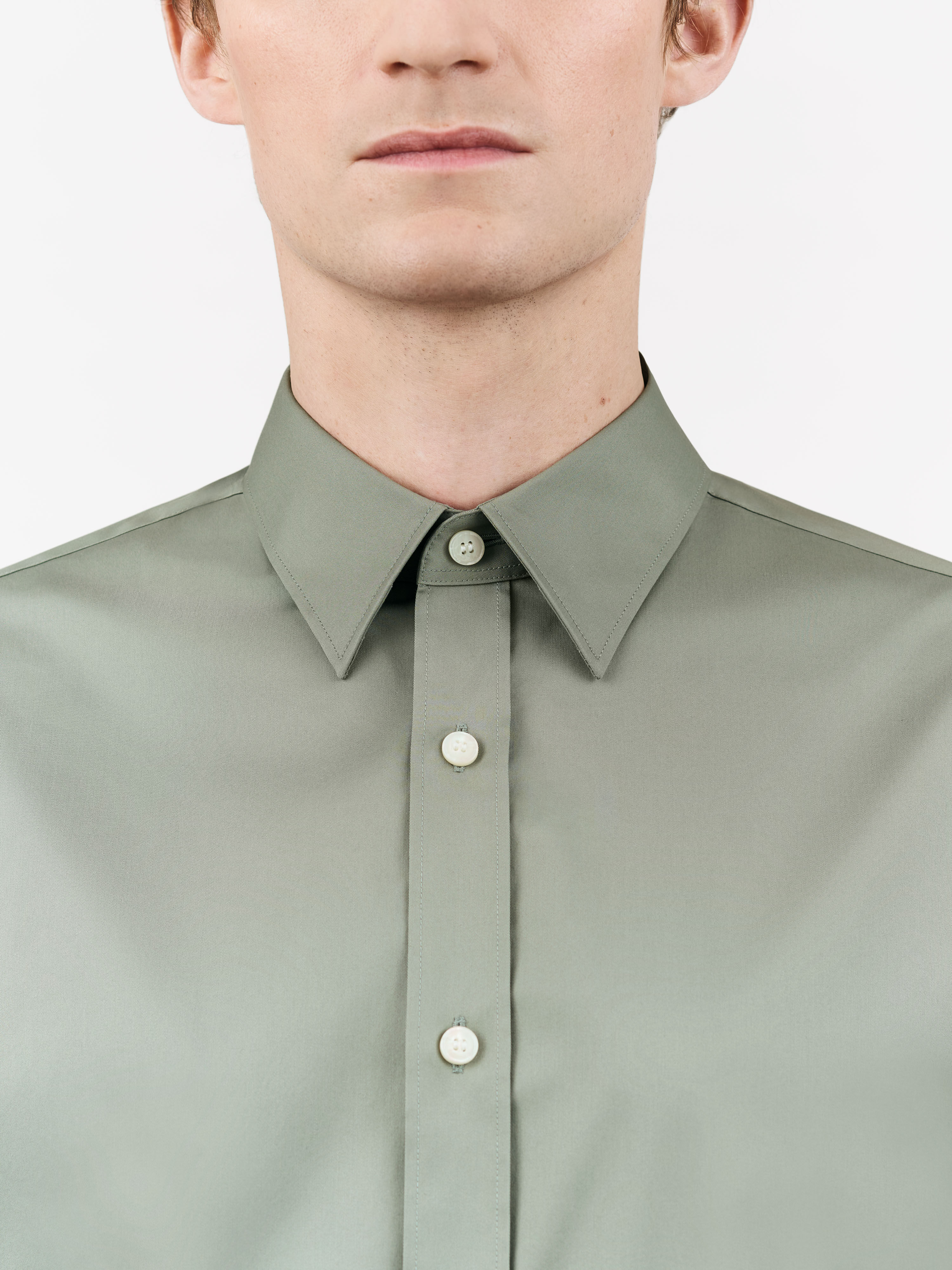 Adley pointed stand-up collar Shirt
