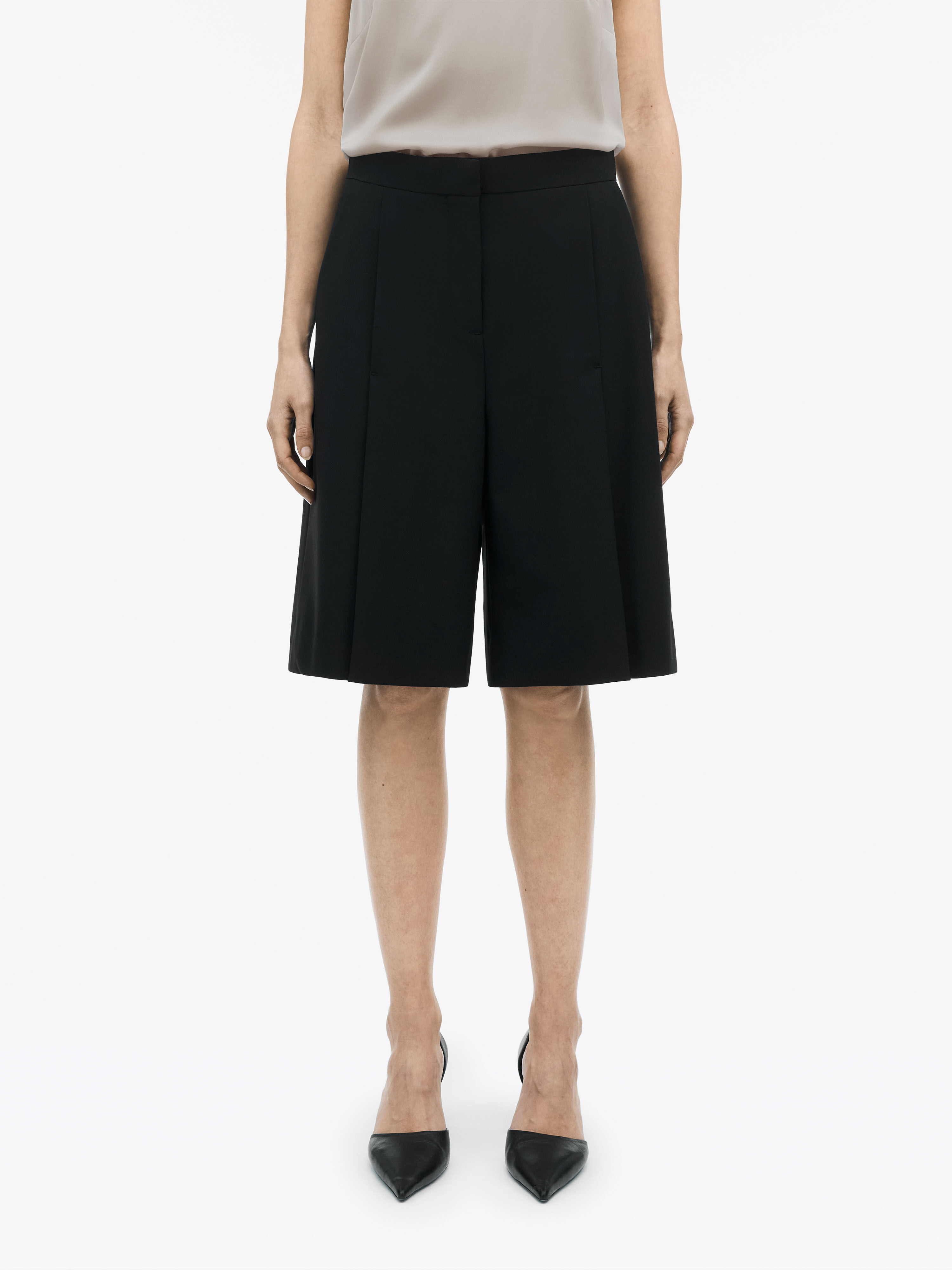 Sede Tailored Black Shorts