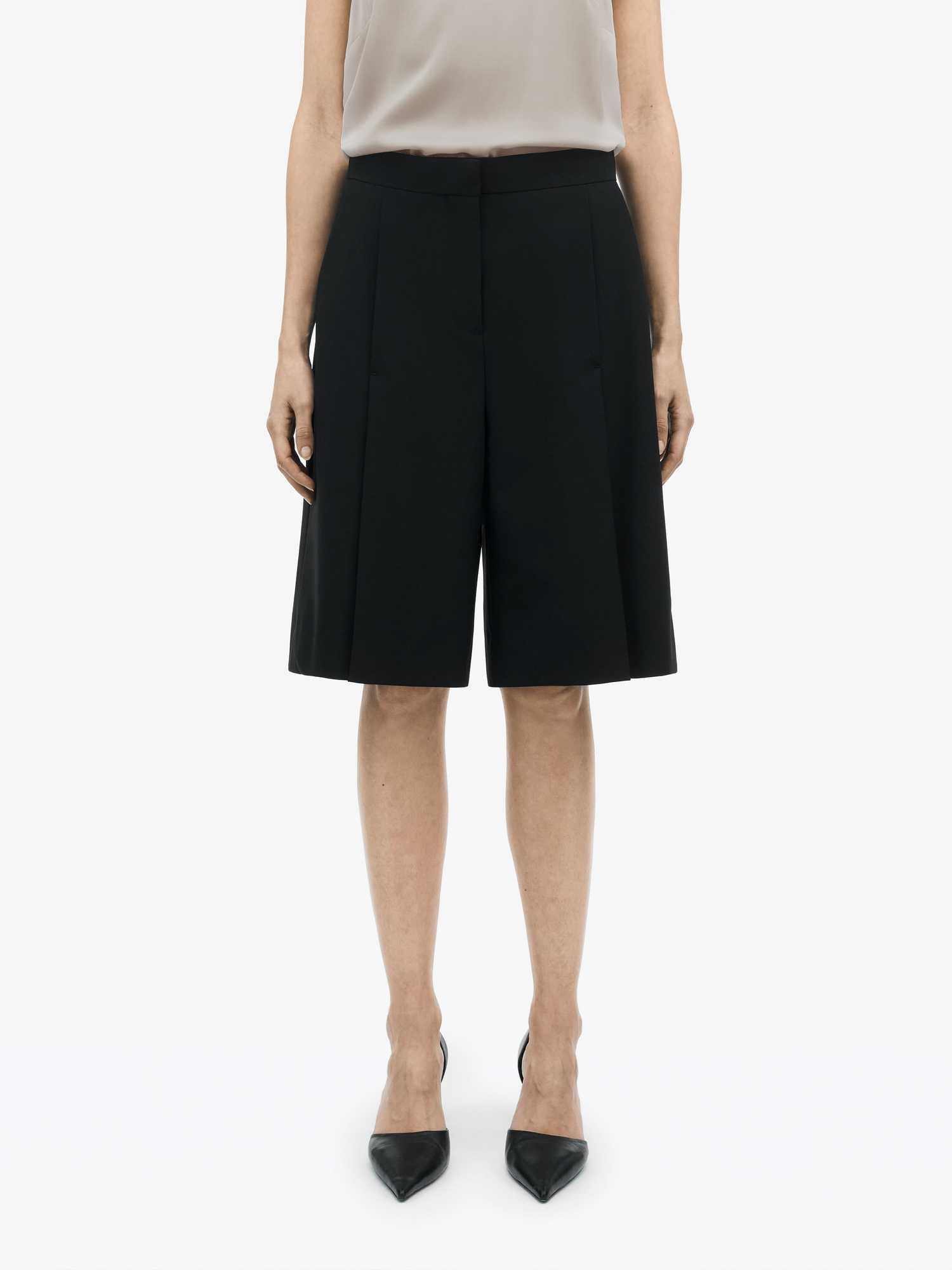 Sede Short Noir Taillé