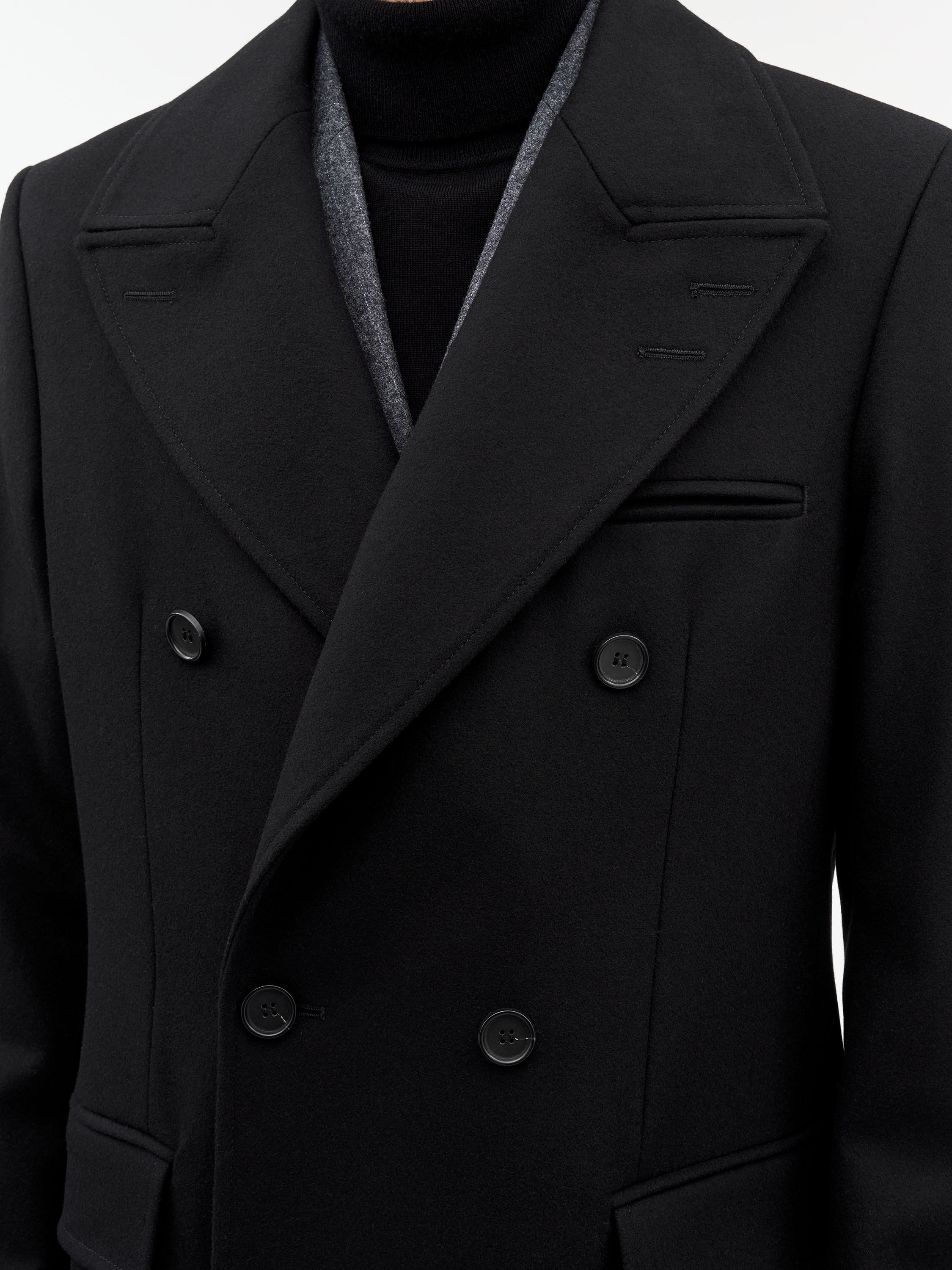 Hennri Double-Breasted Wool Coat