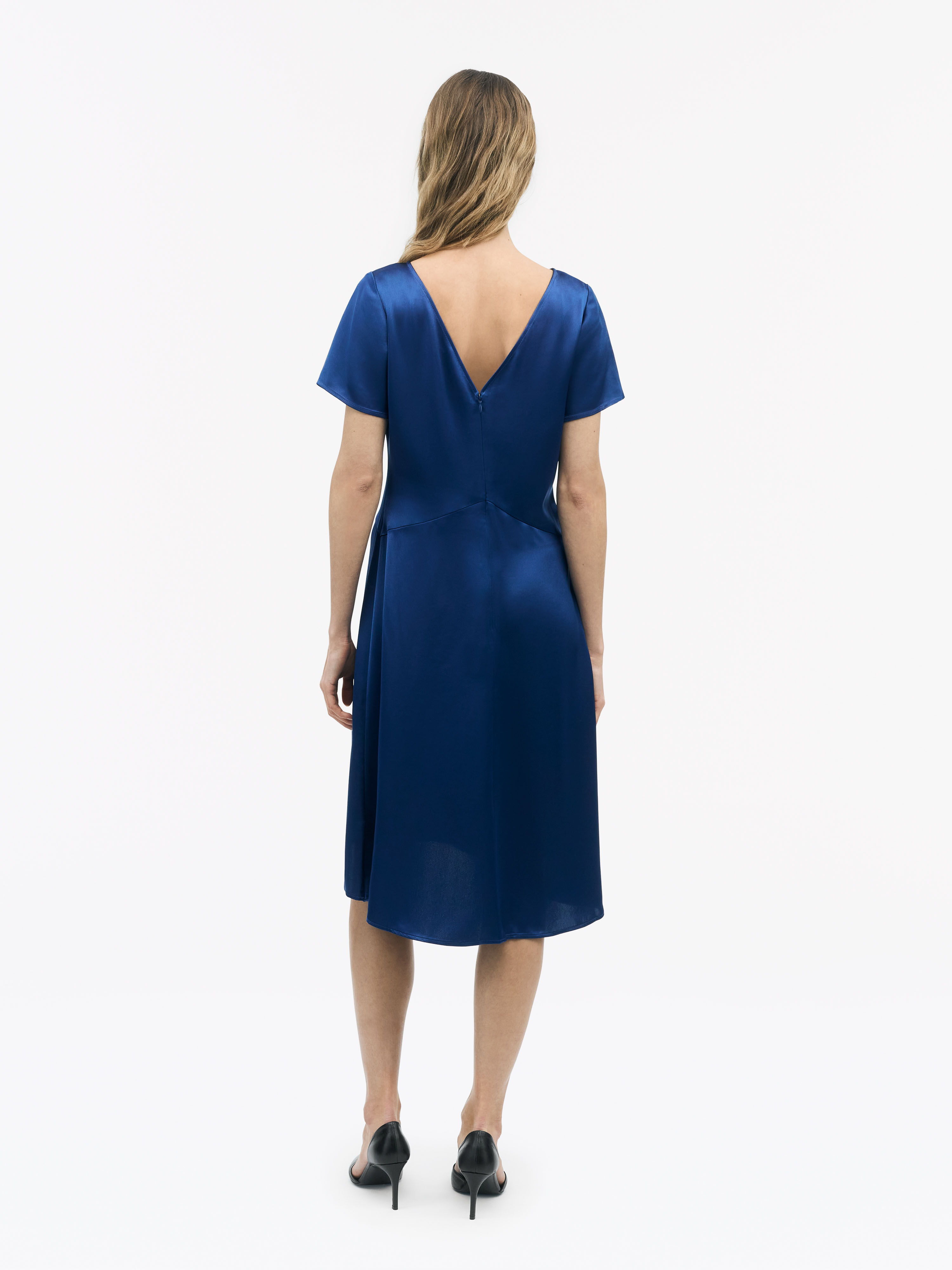 Caitria Midi Satin-kjole