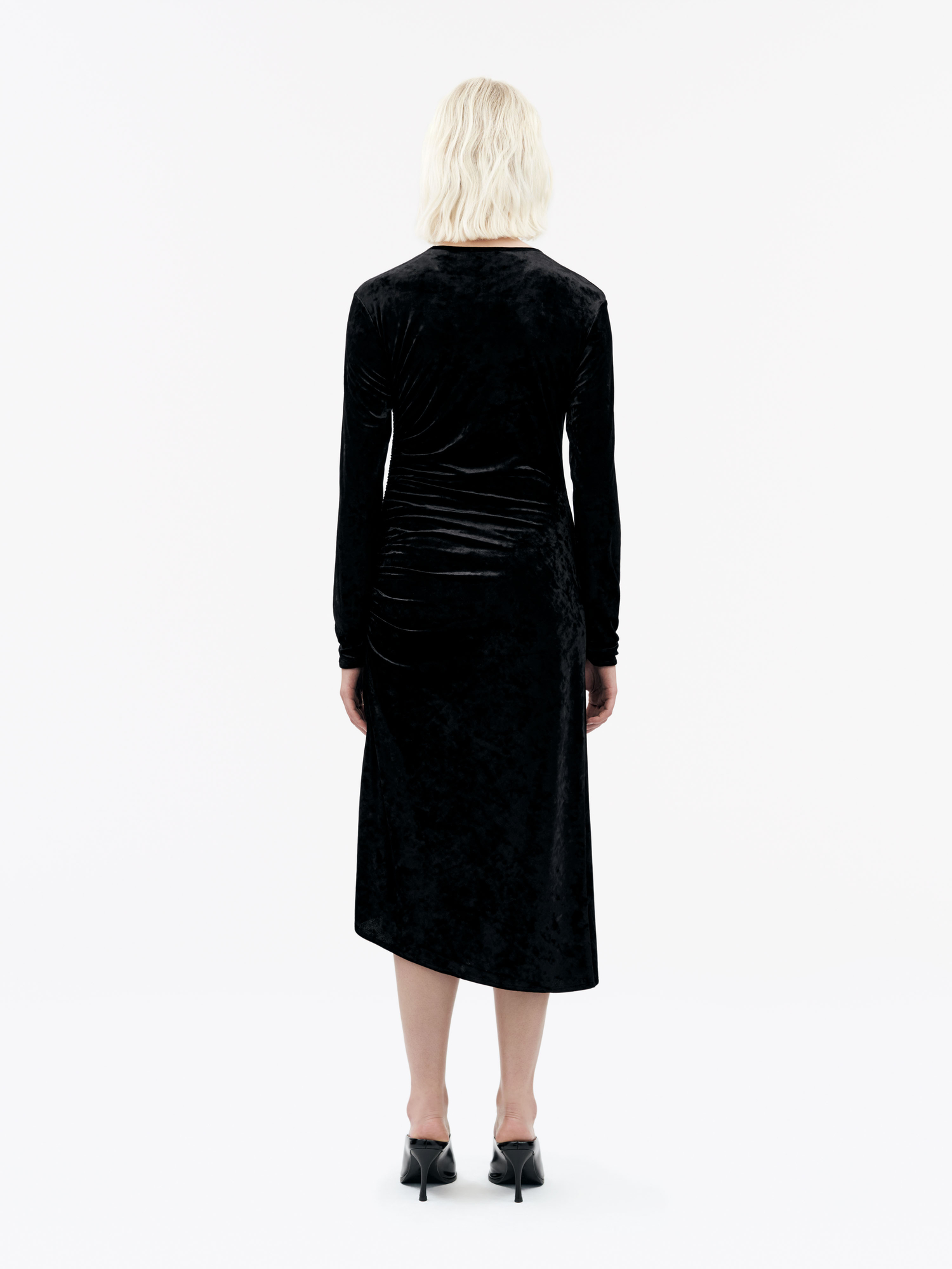 Ivoa Kleid