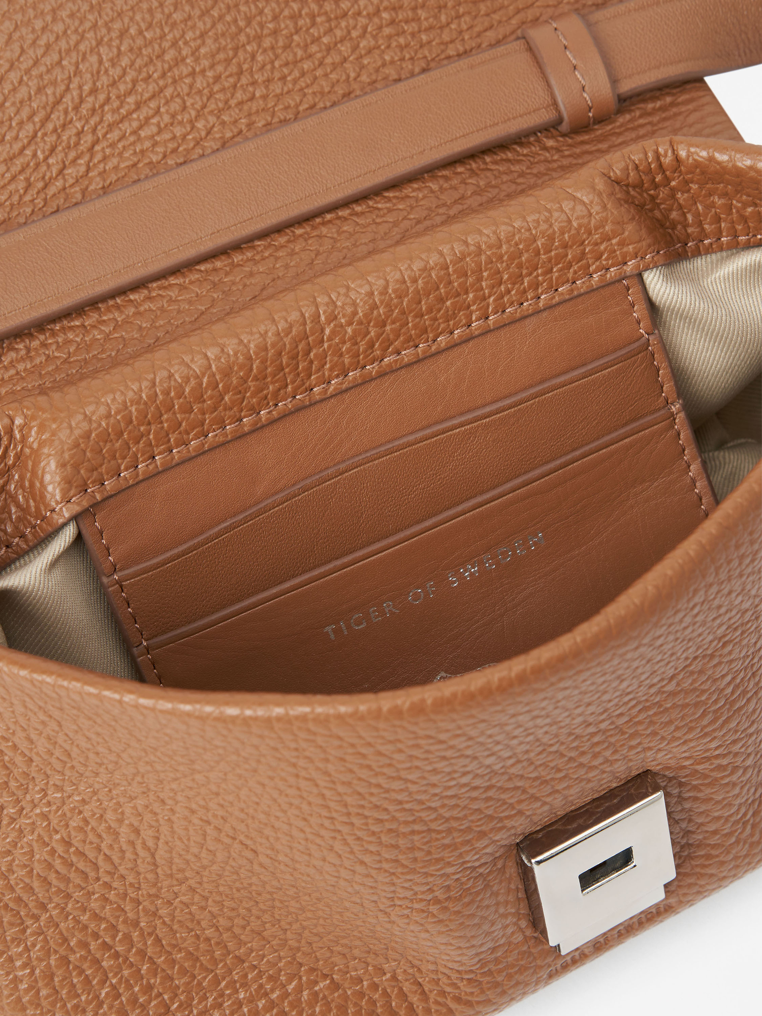 Paina Elegant Crossbody Väska