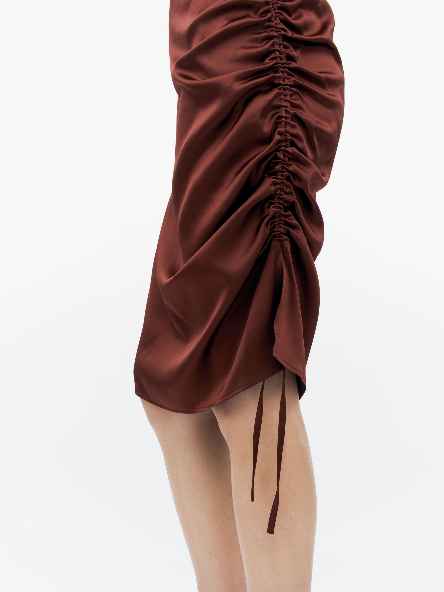 Iovan Slim Fit Dress