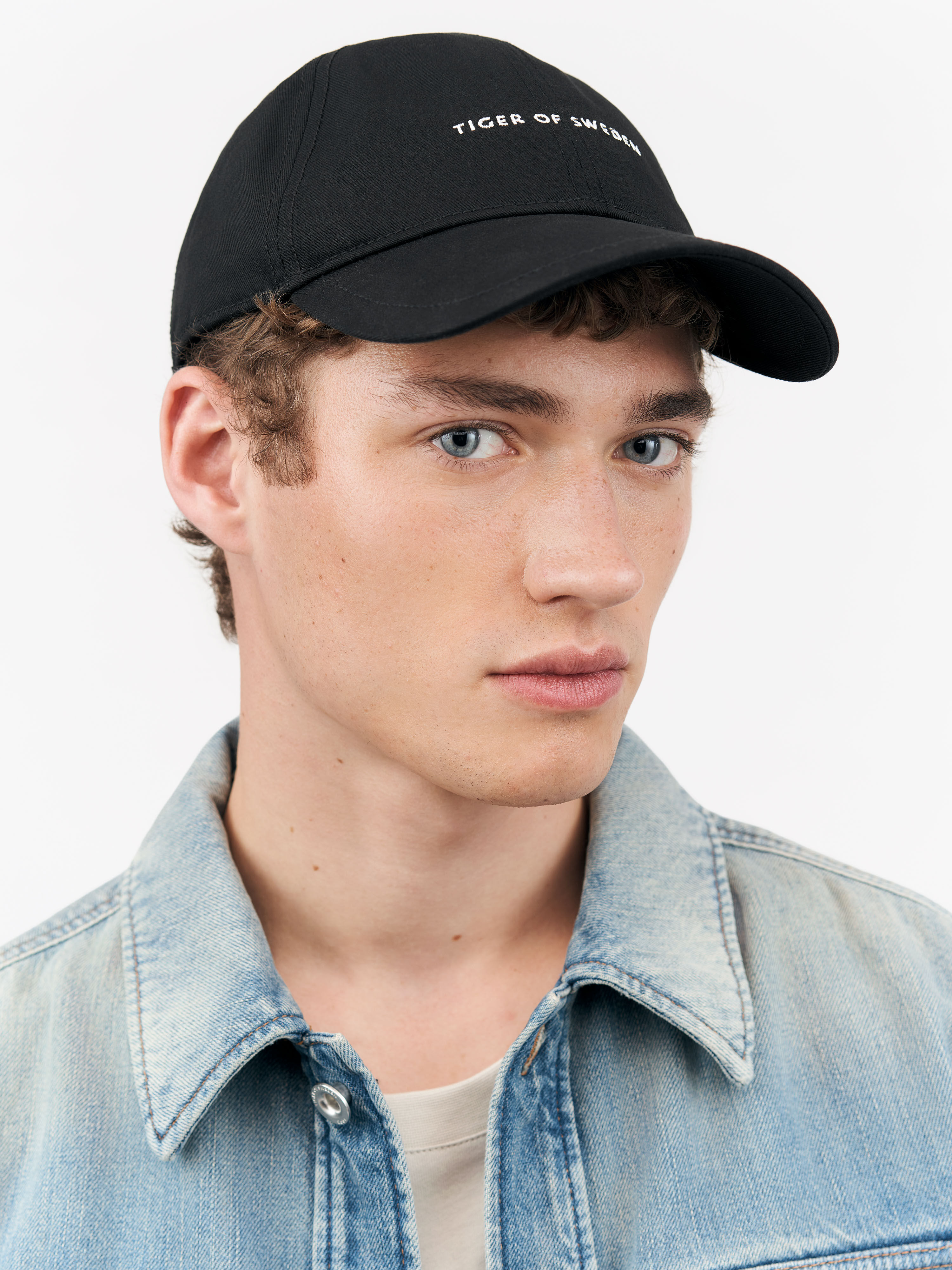 Tiger of sweden cap top