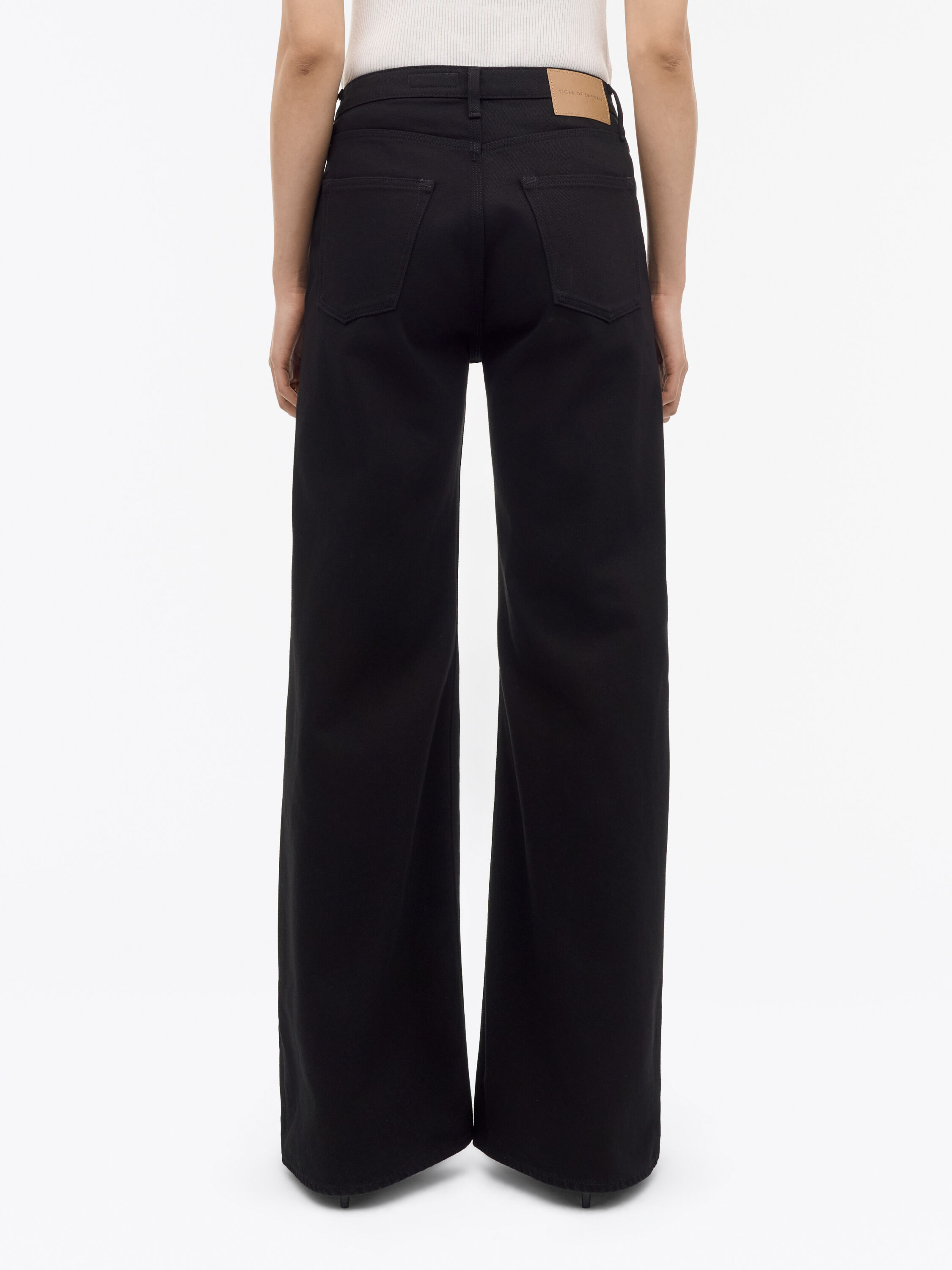 Kinne Tempera Relaxed-Fit Jeans