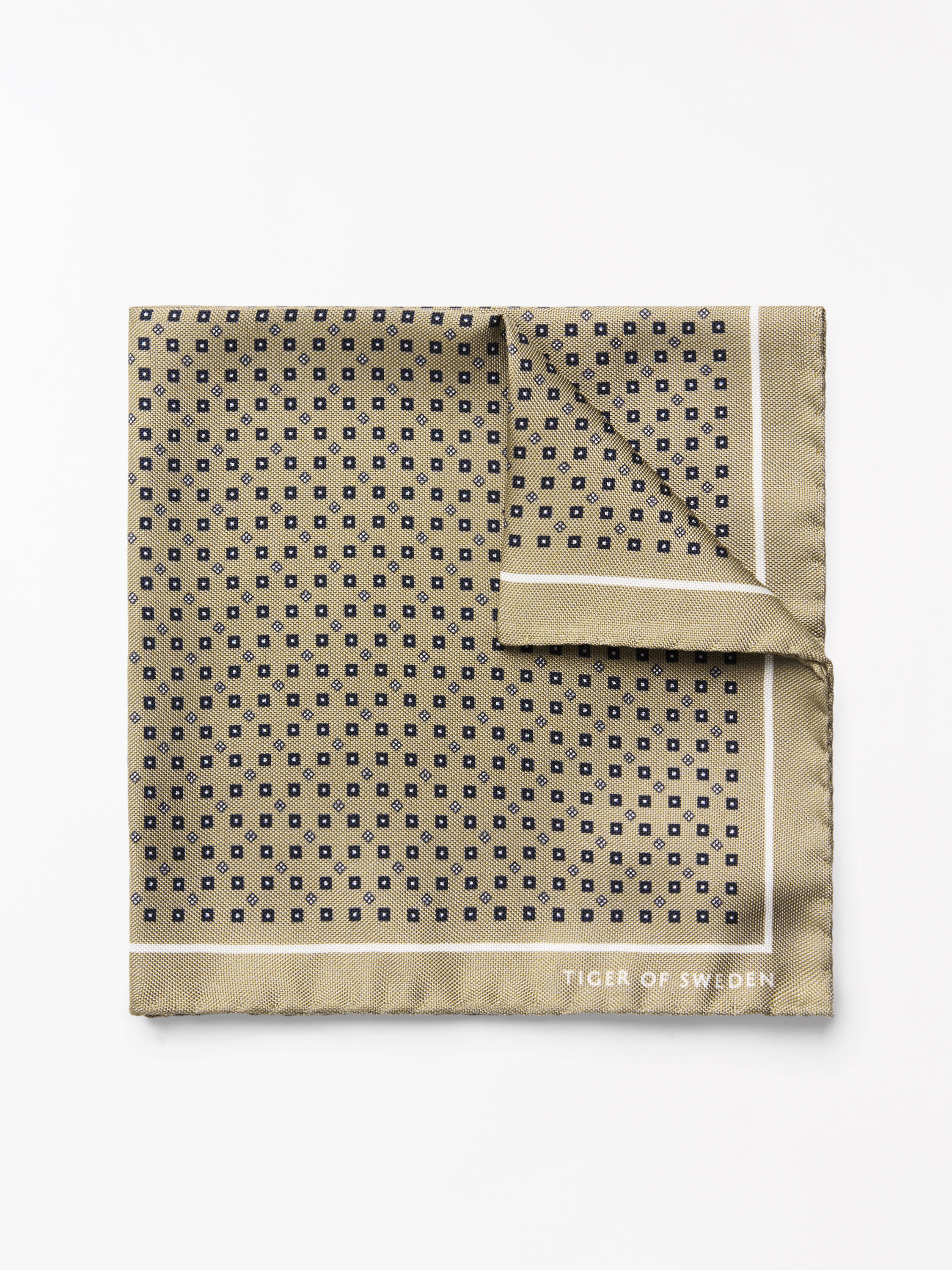 Quadra Patterned Handkerchief