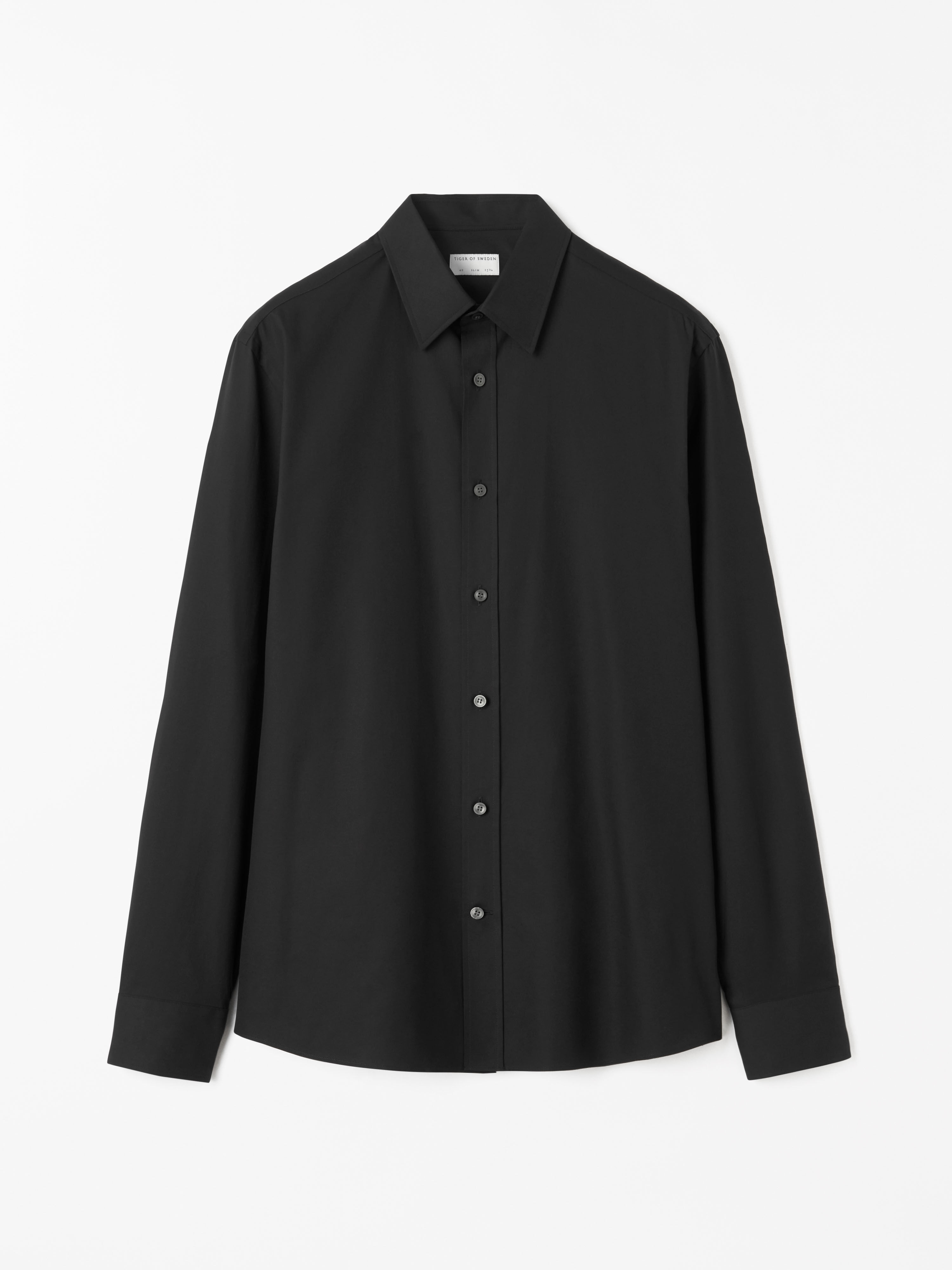 Adley C Cutaway Collar Shirt