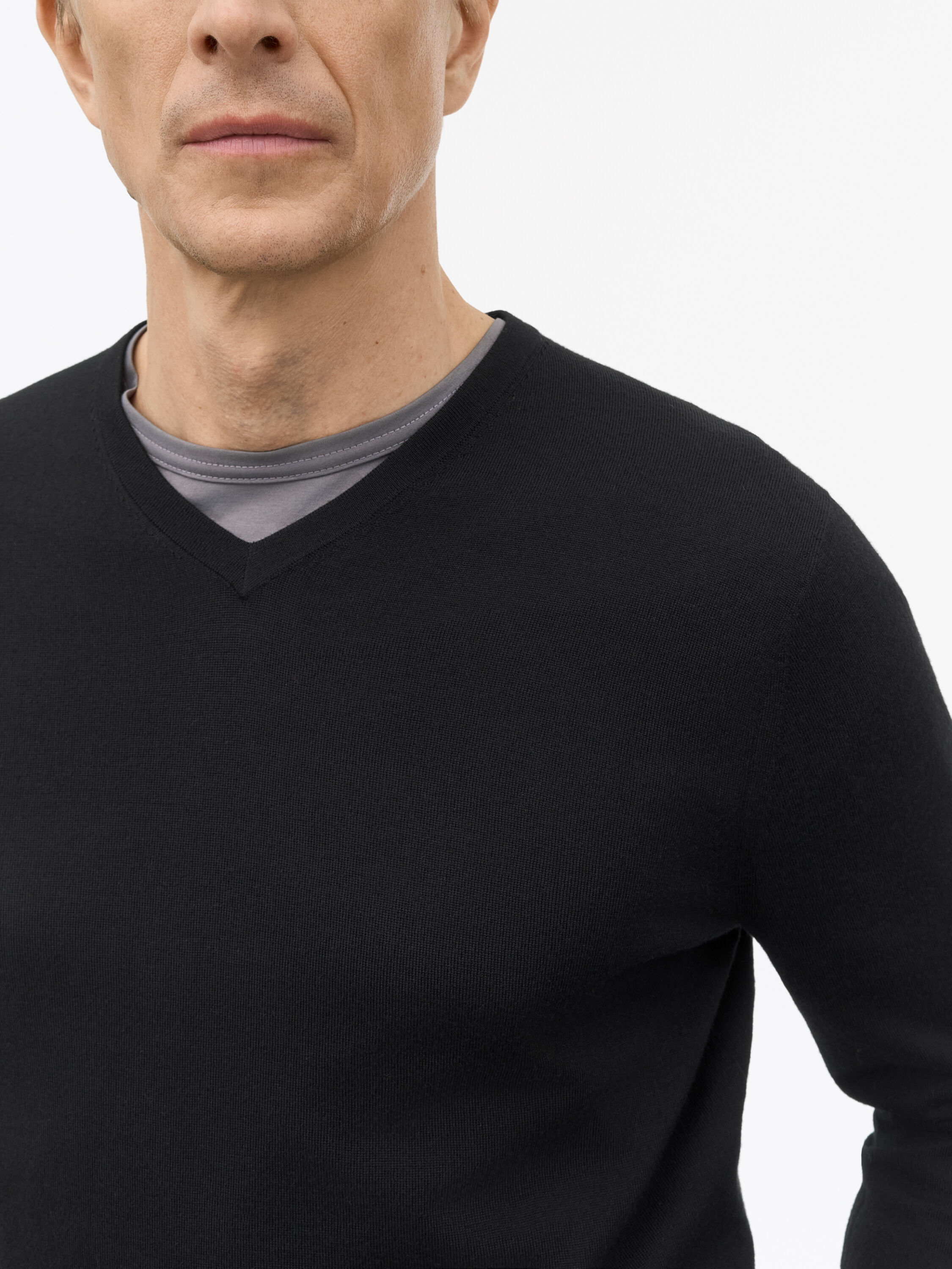 Connor RWS V-Neck Sweater