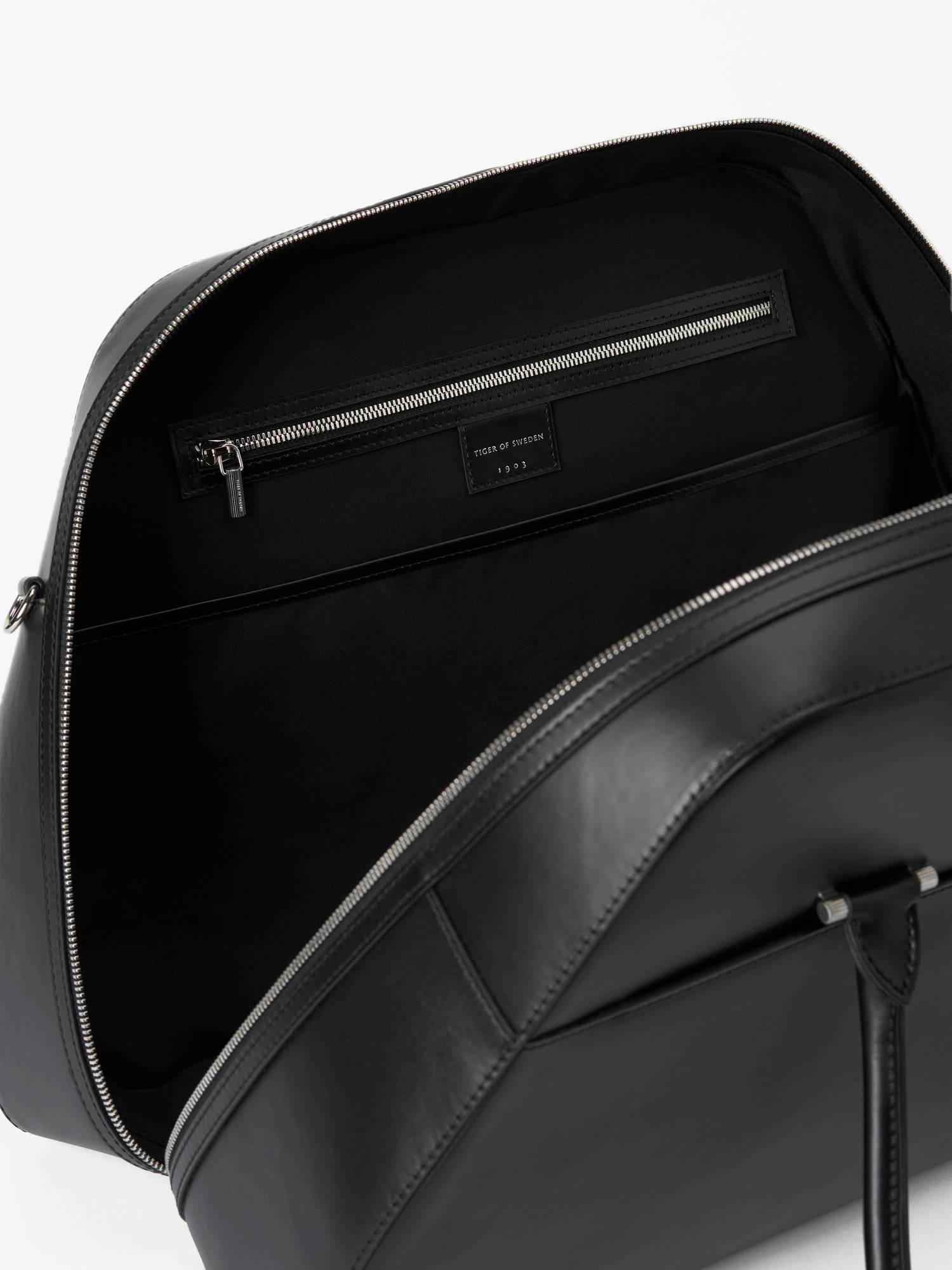 Navisa Leather Weekend Bag