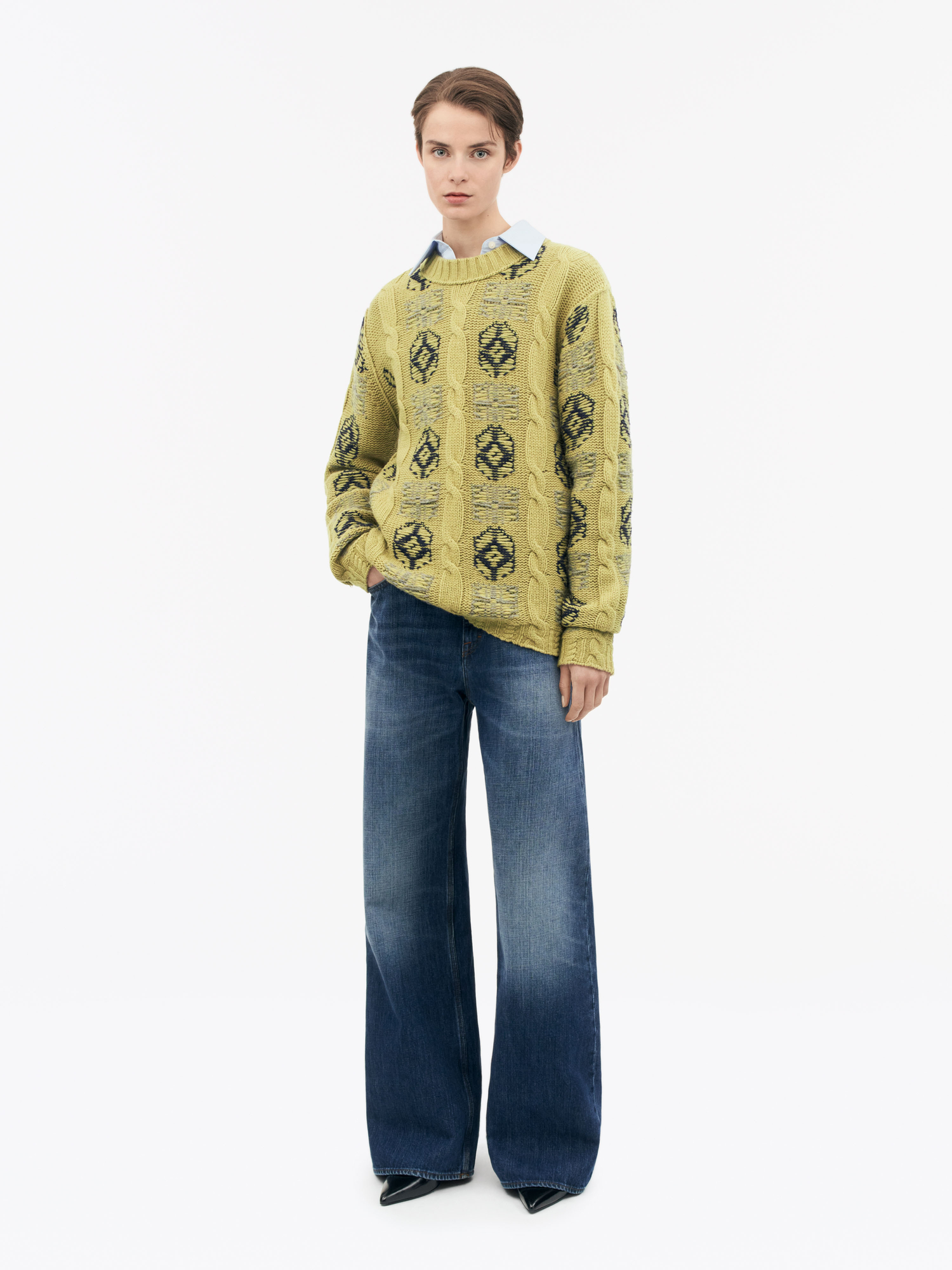 Arnol Sweater