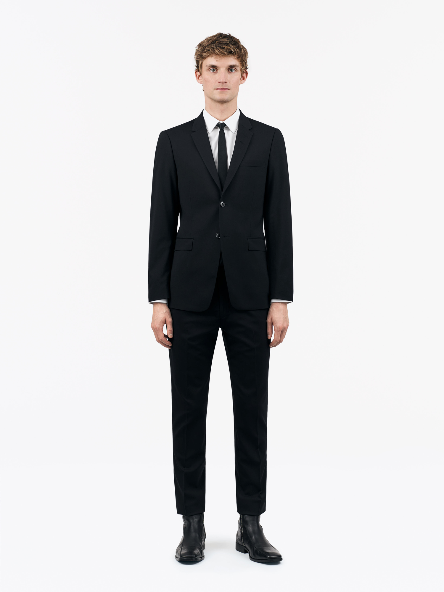 Jerrett Suit