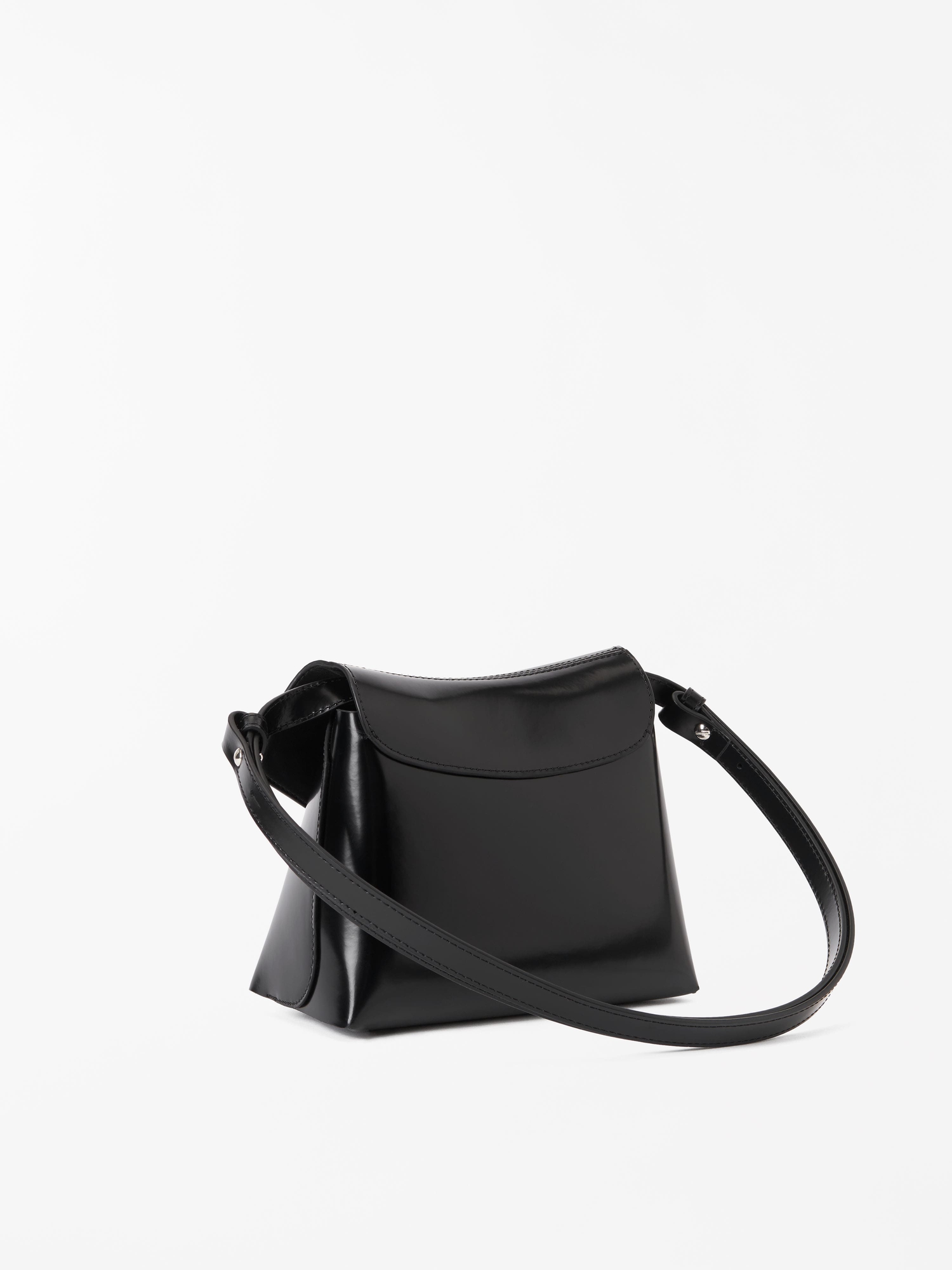 Madlen Tasche