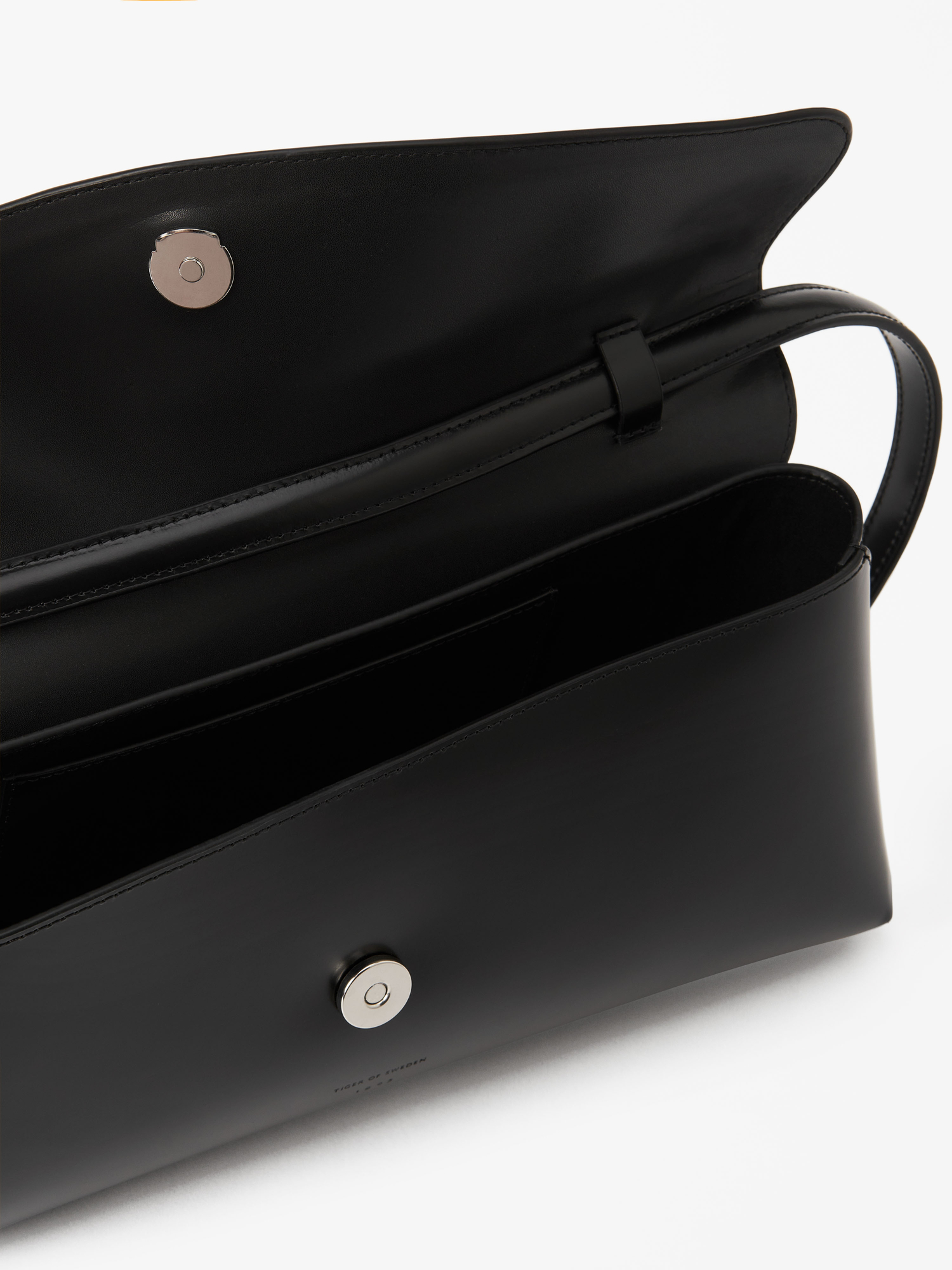 Malna Shoulder Handbag