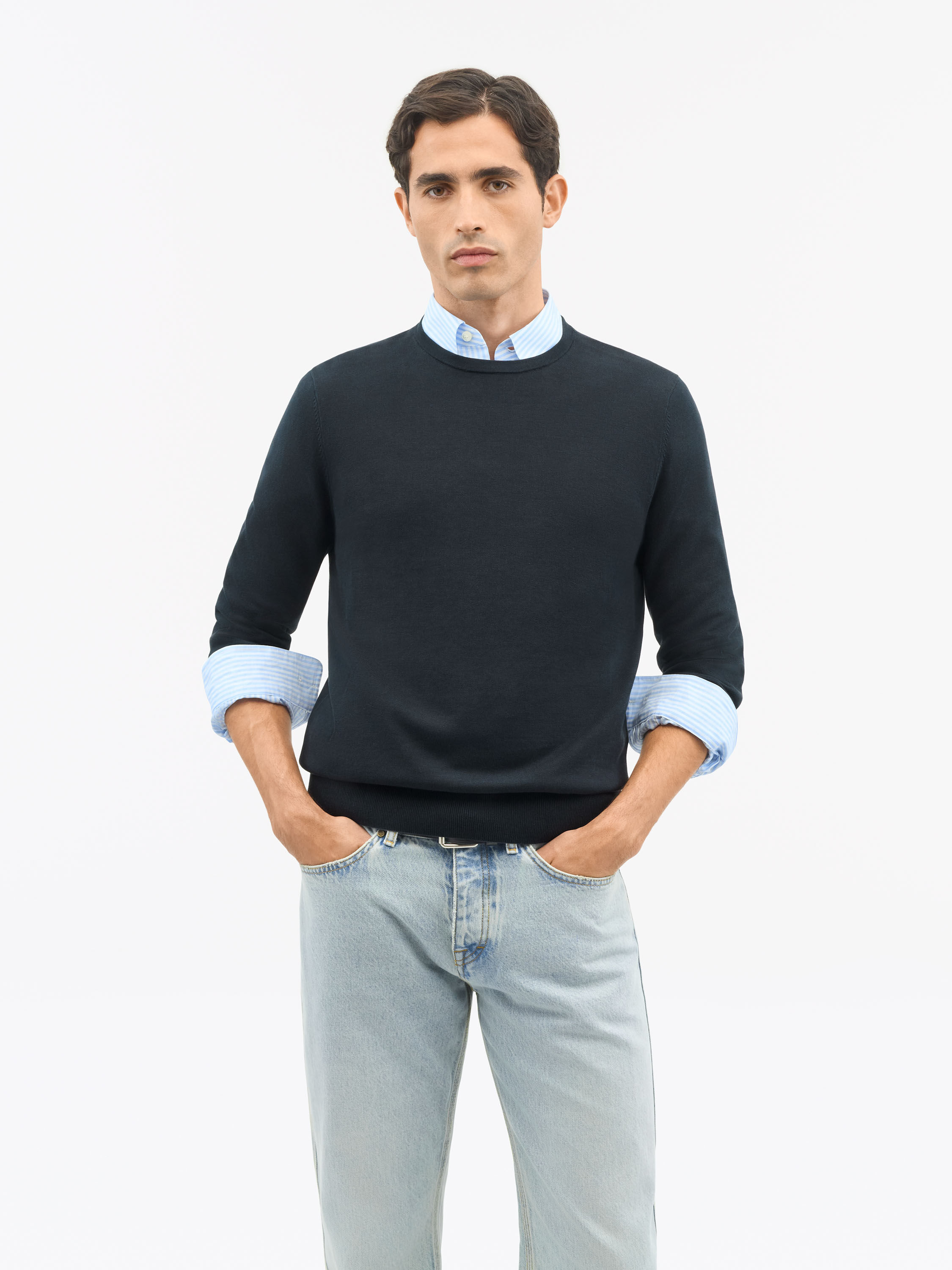 Connor C Linen Crewneck