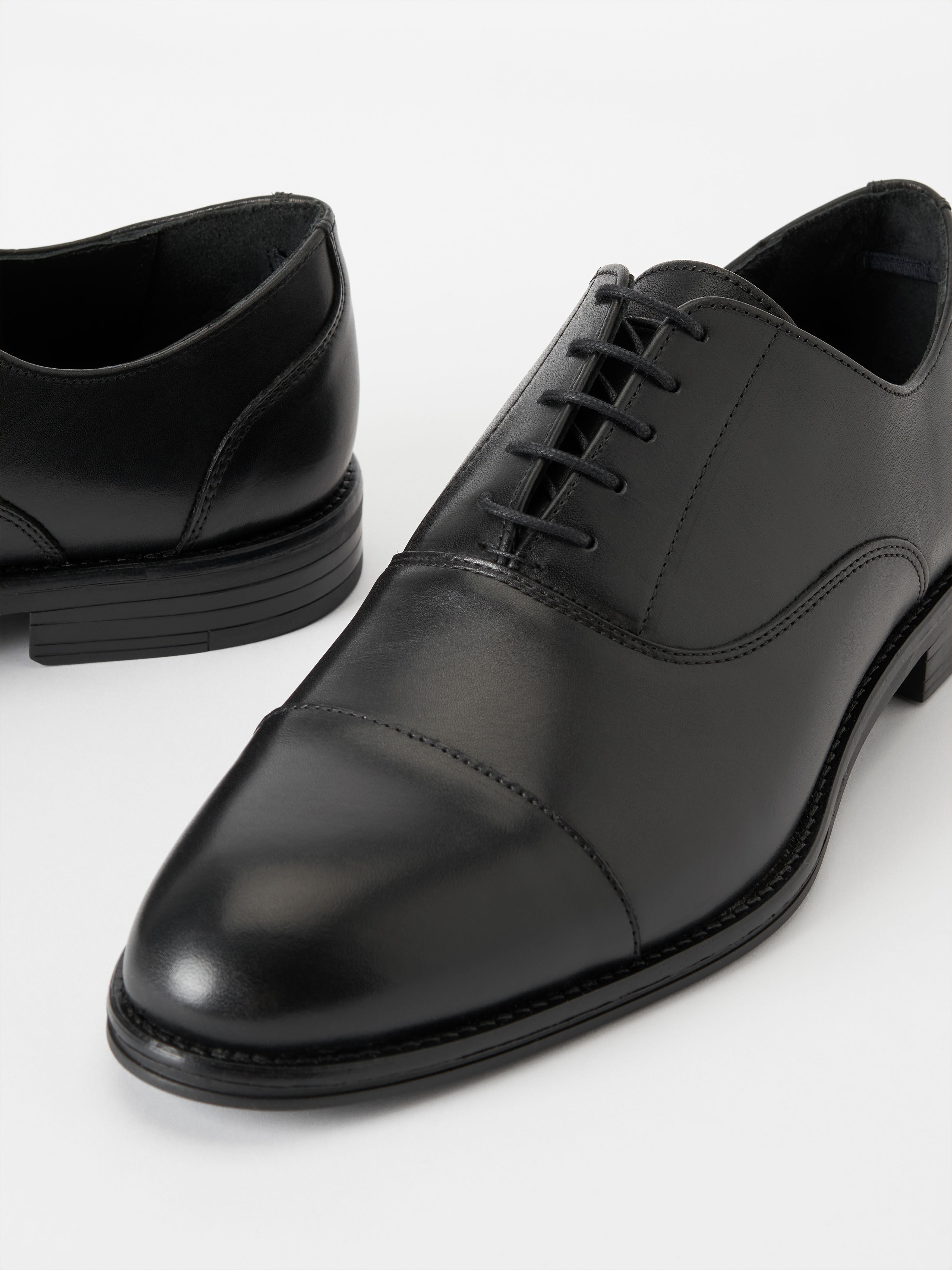 Lathan Leather Shoes