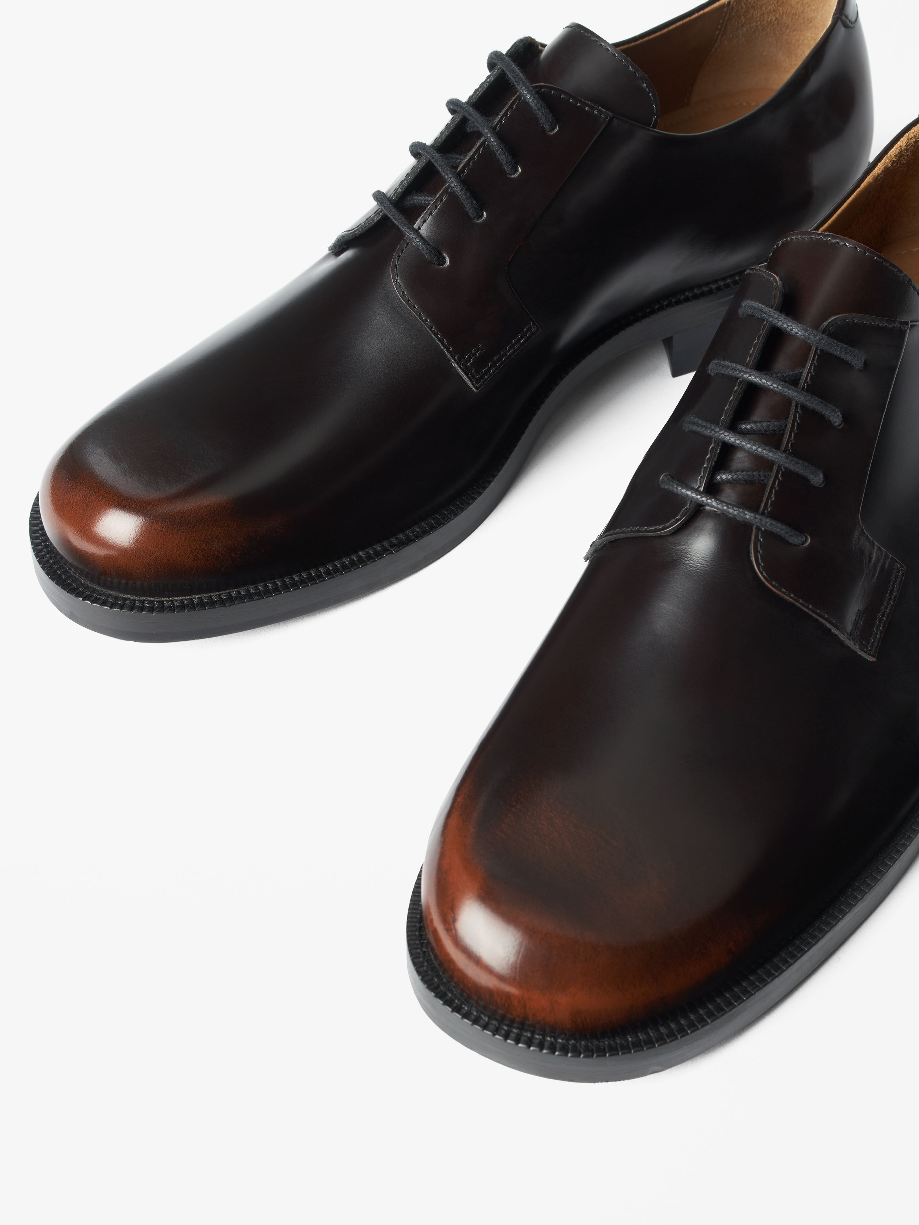 Opuson Sko i L&aelig;der