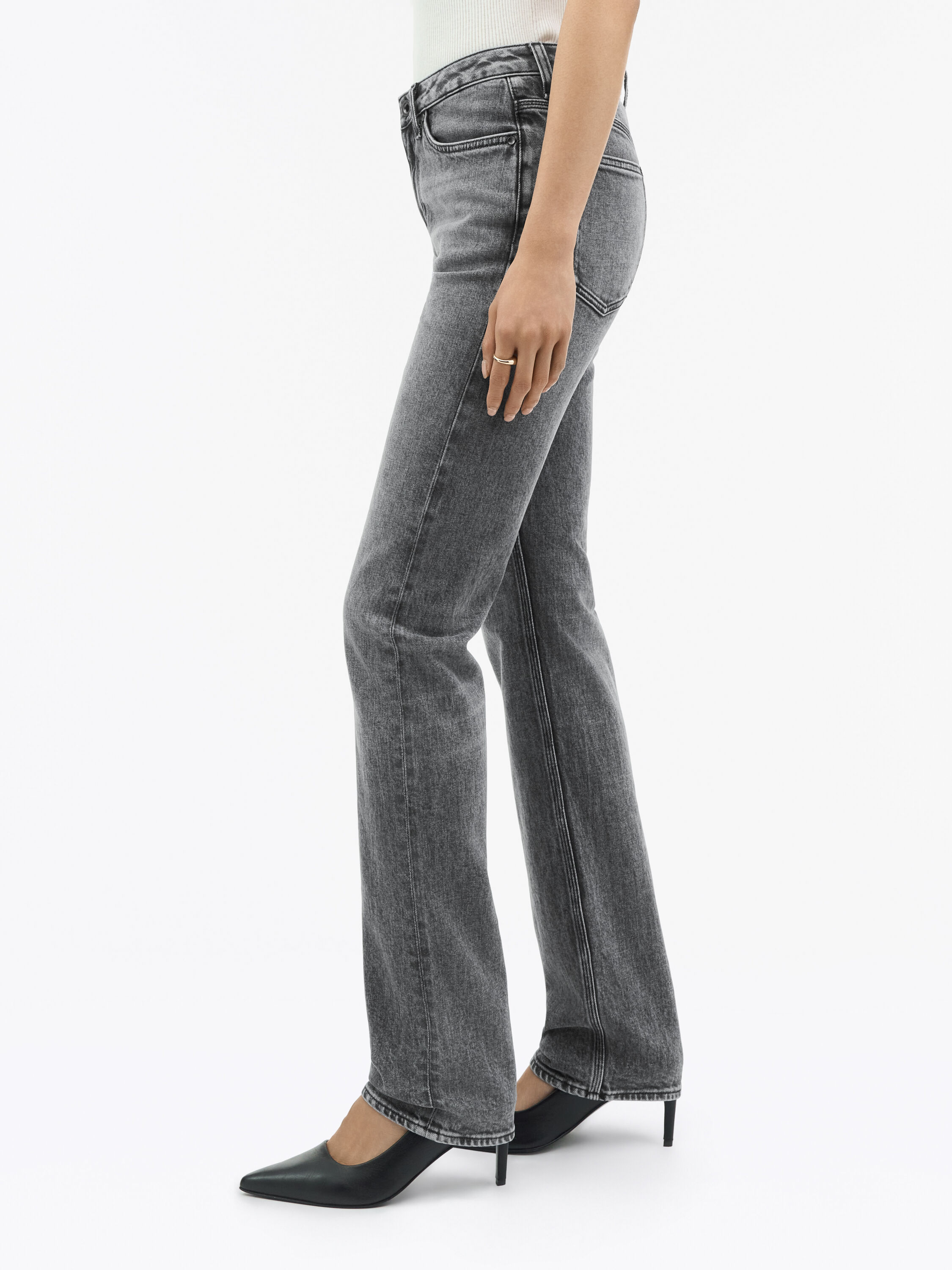 Maggie Corebell Slim-Fit Jeans