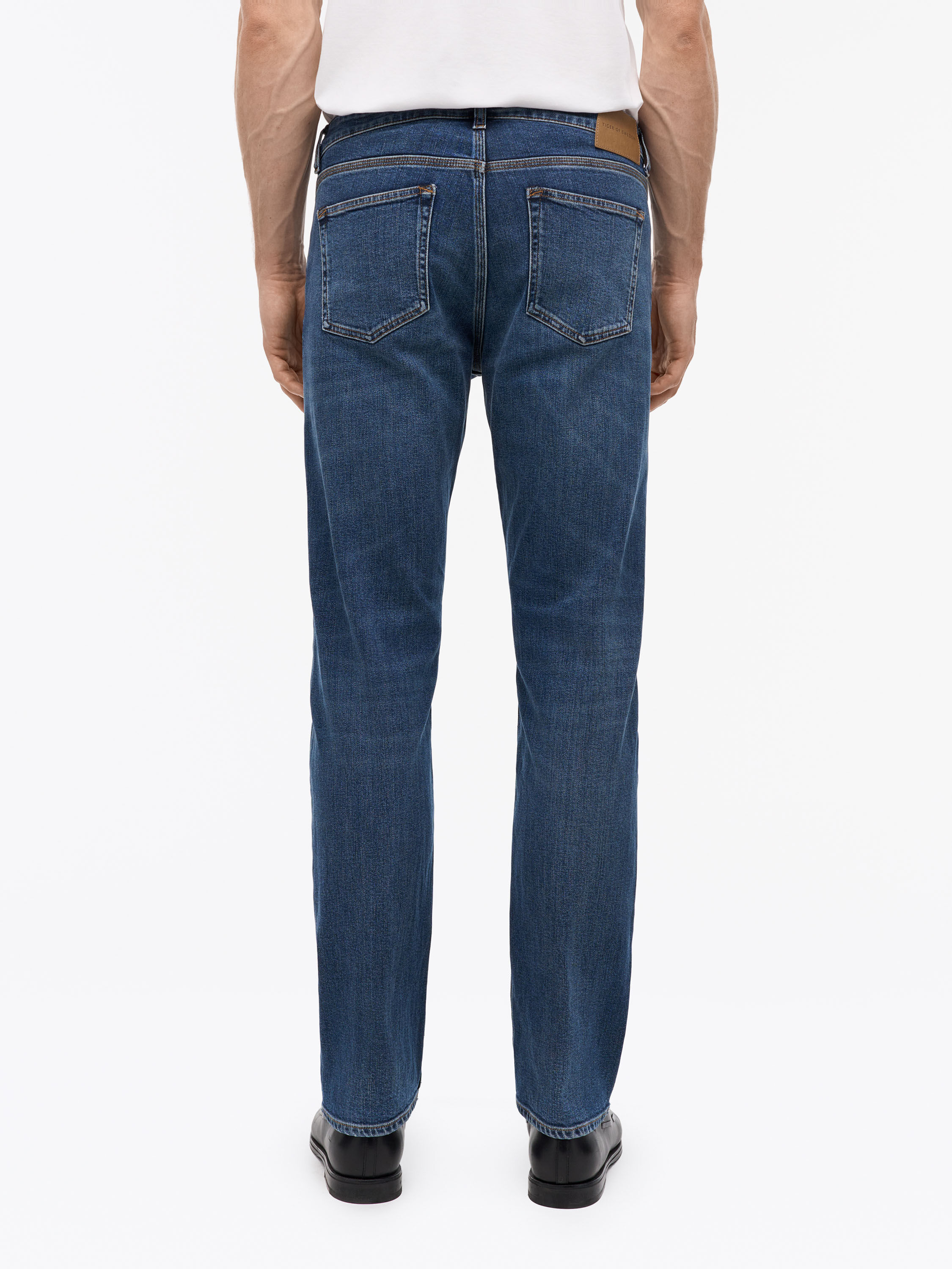 Des Cluster Slim-Straight Jeans