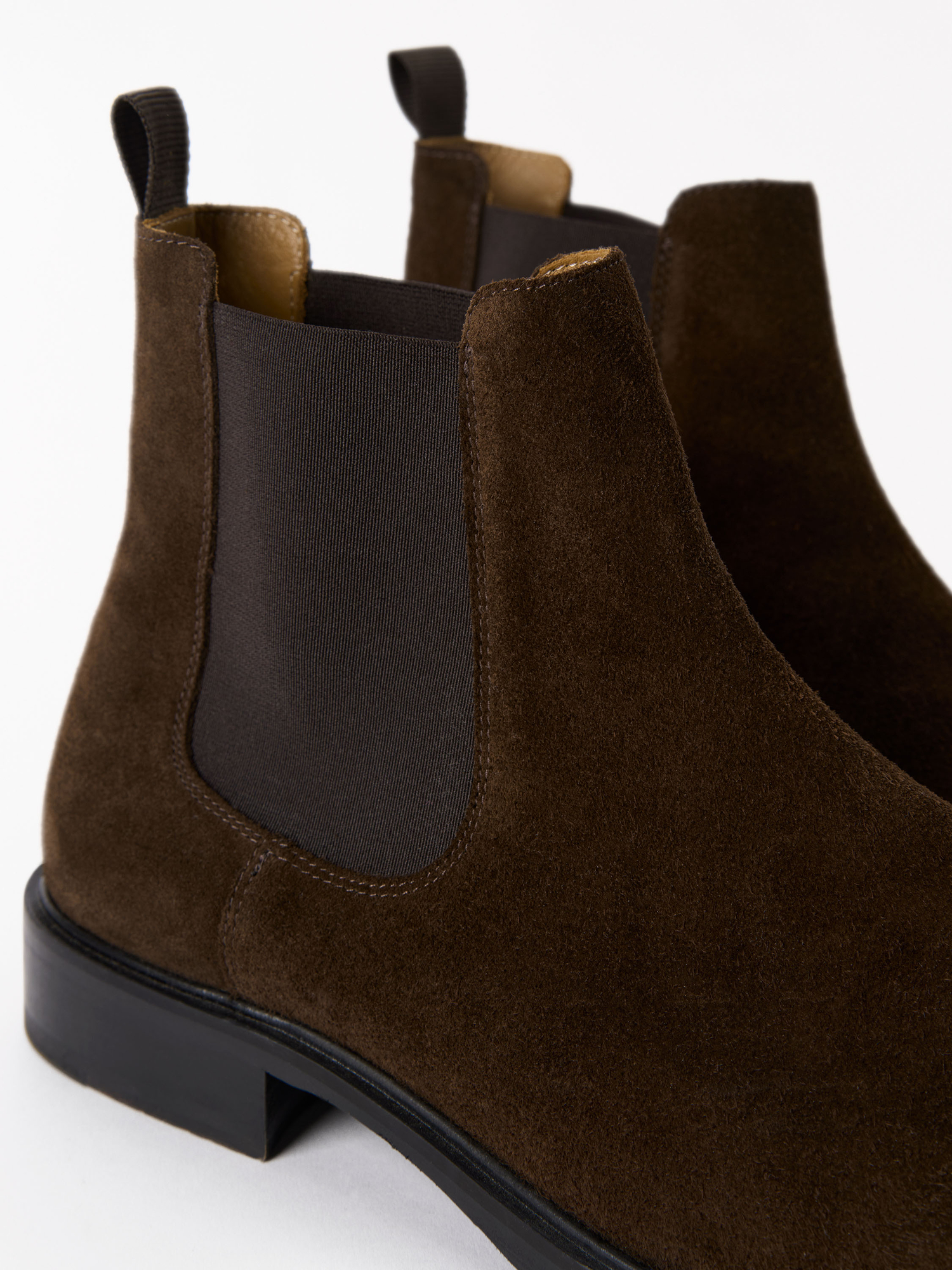 Operan S Suede Chelsea Boot