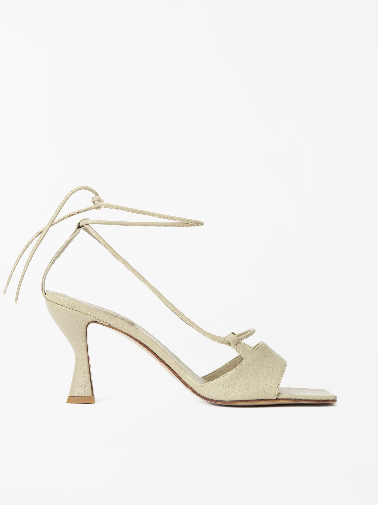 Delia Sandals