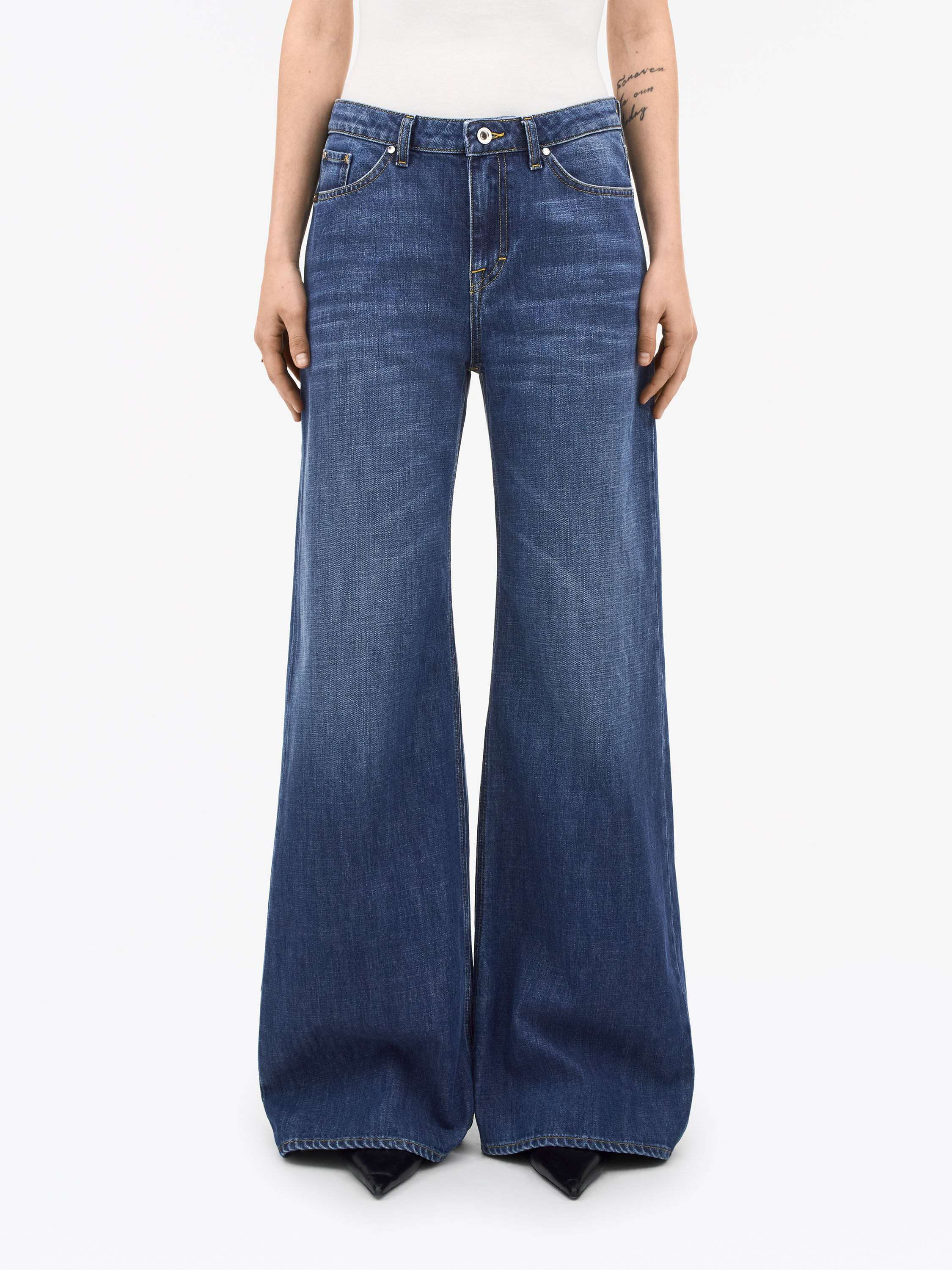 Kinne Relaxed-Fit Jeans