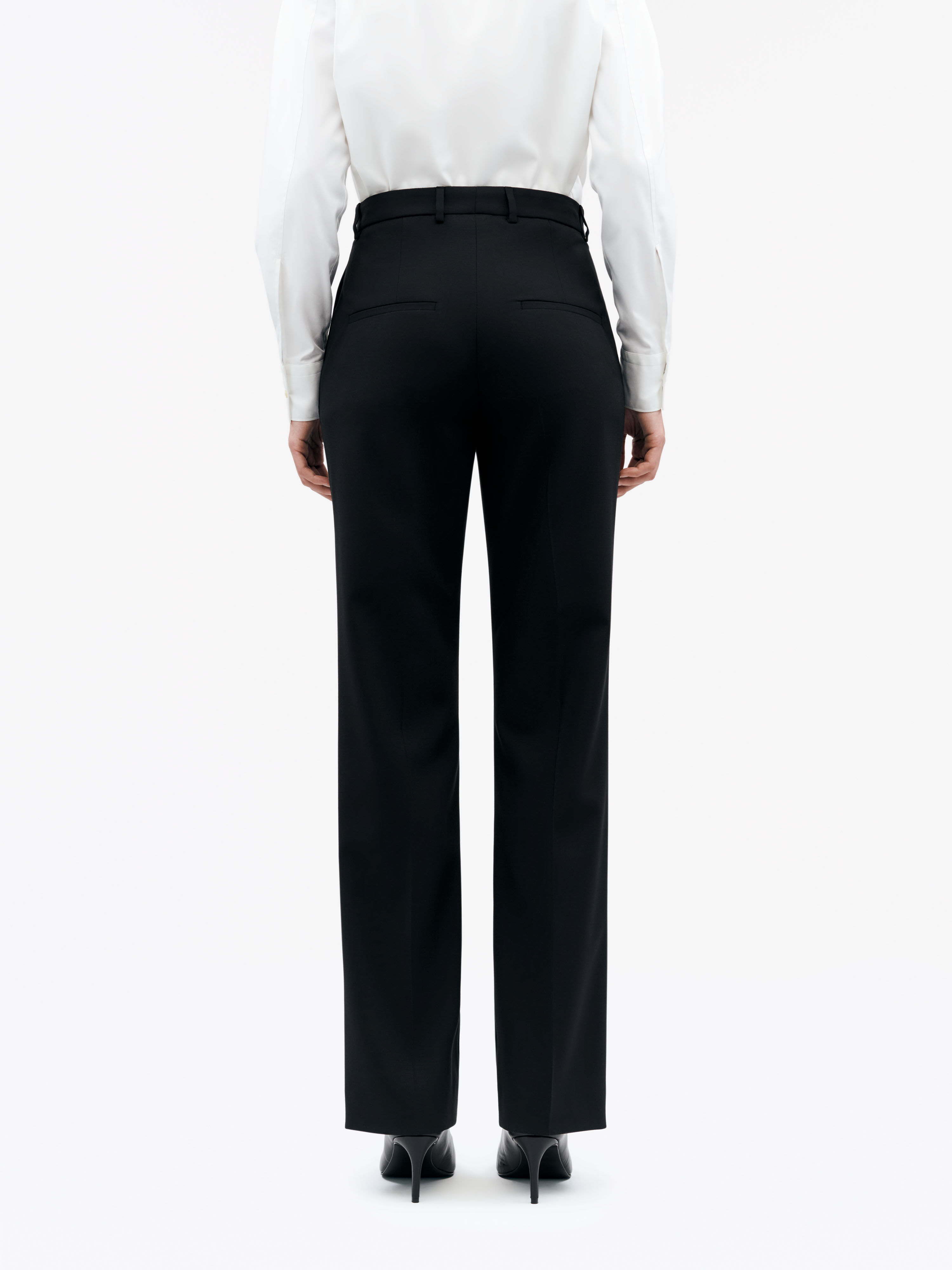 Narina Regular Fit Black Suit