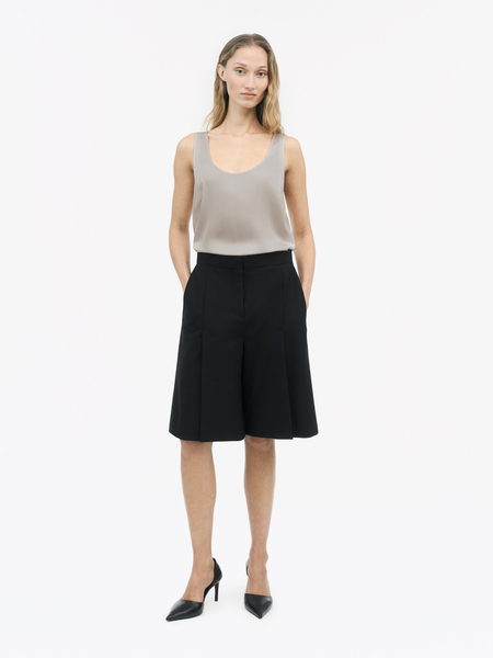 Sede Tailored Black Shorts