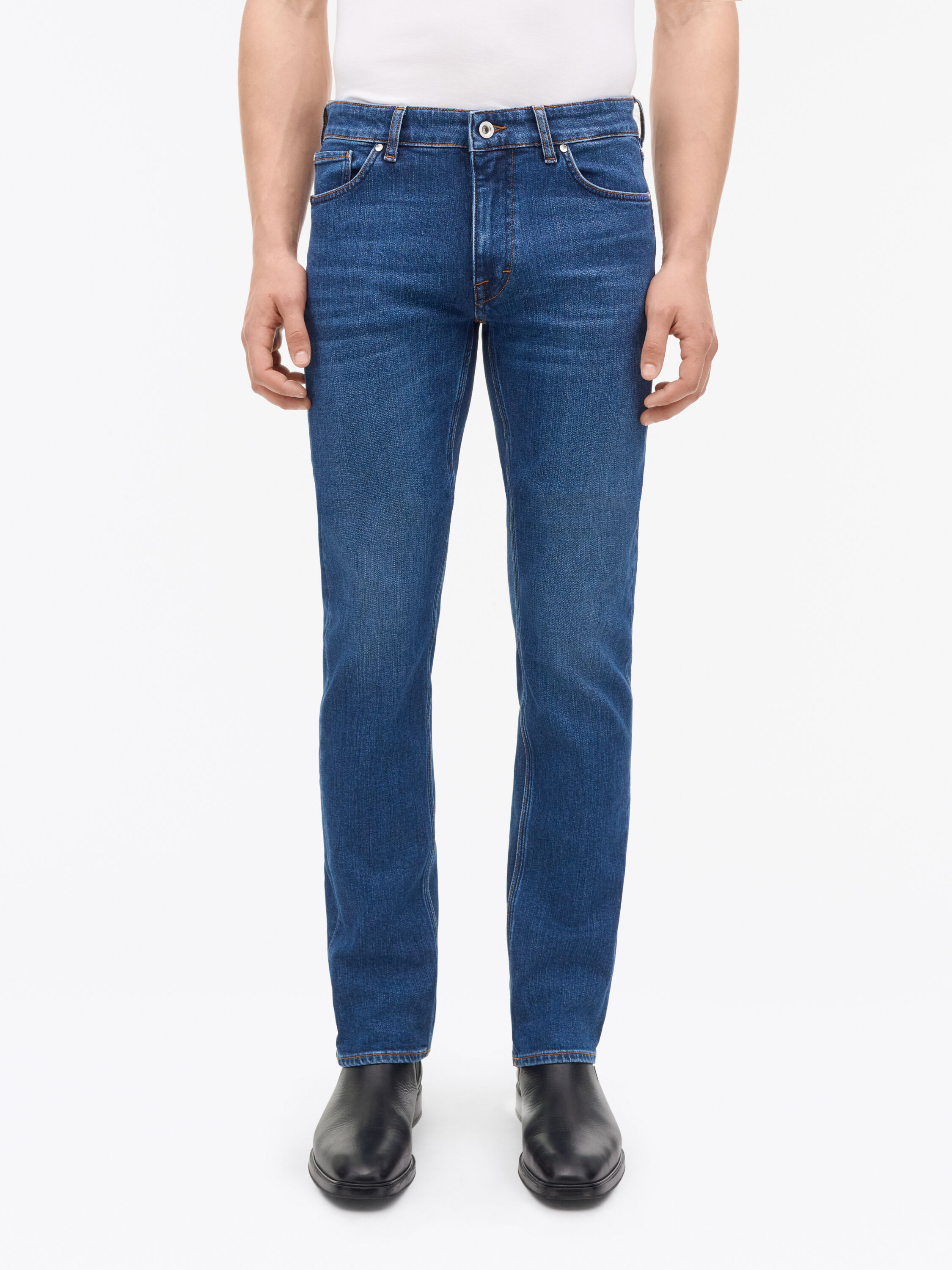 Des Garden Slim-Straight Jeans