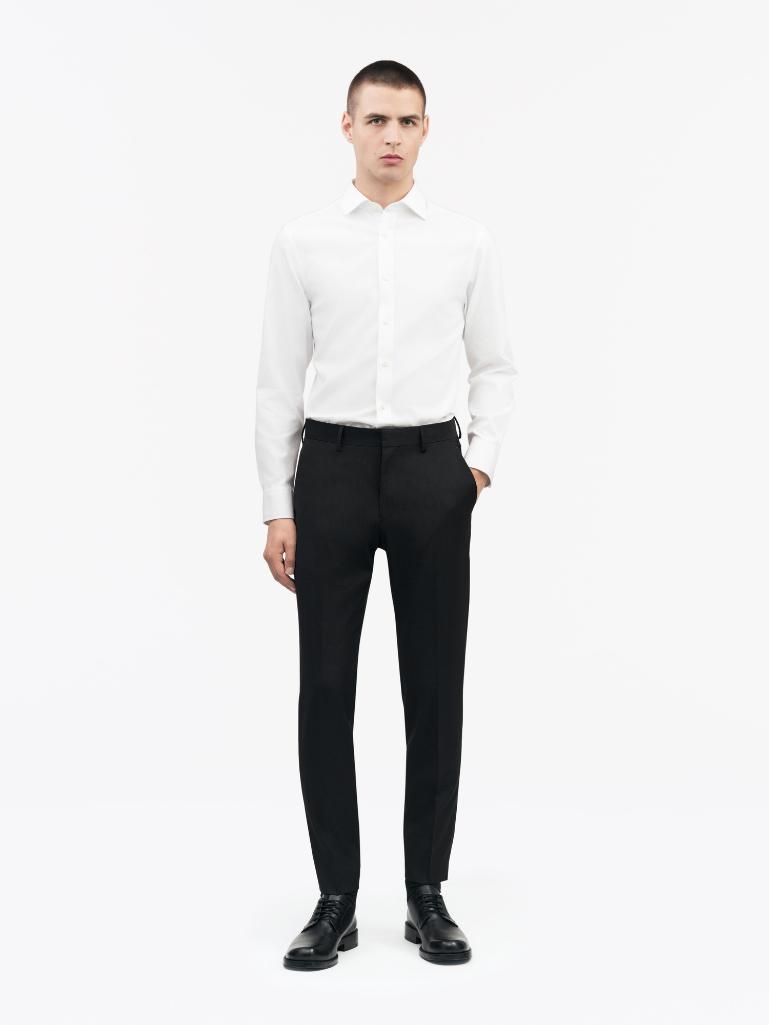 Adley C Cutaway Collar Shirt