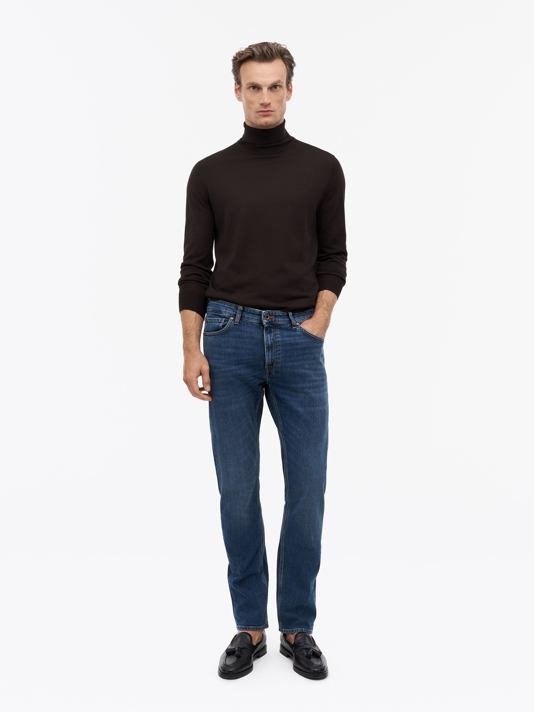 Des Cluster Slim-Straight Jeans