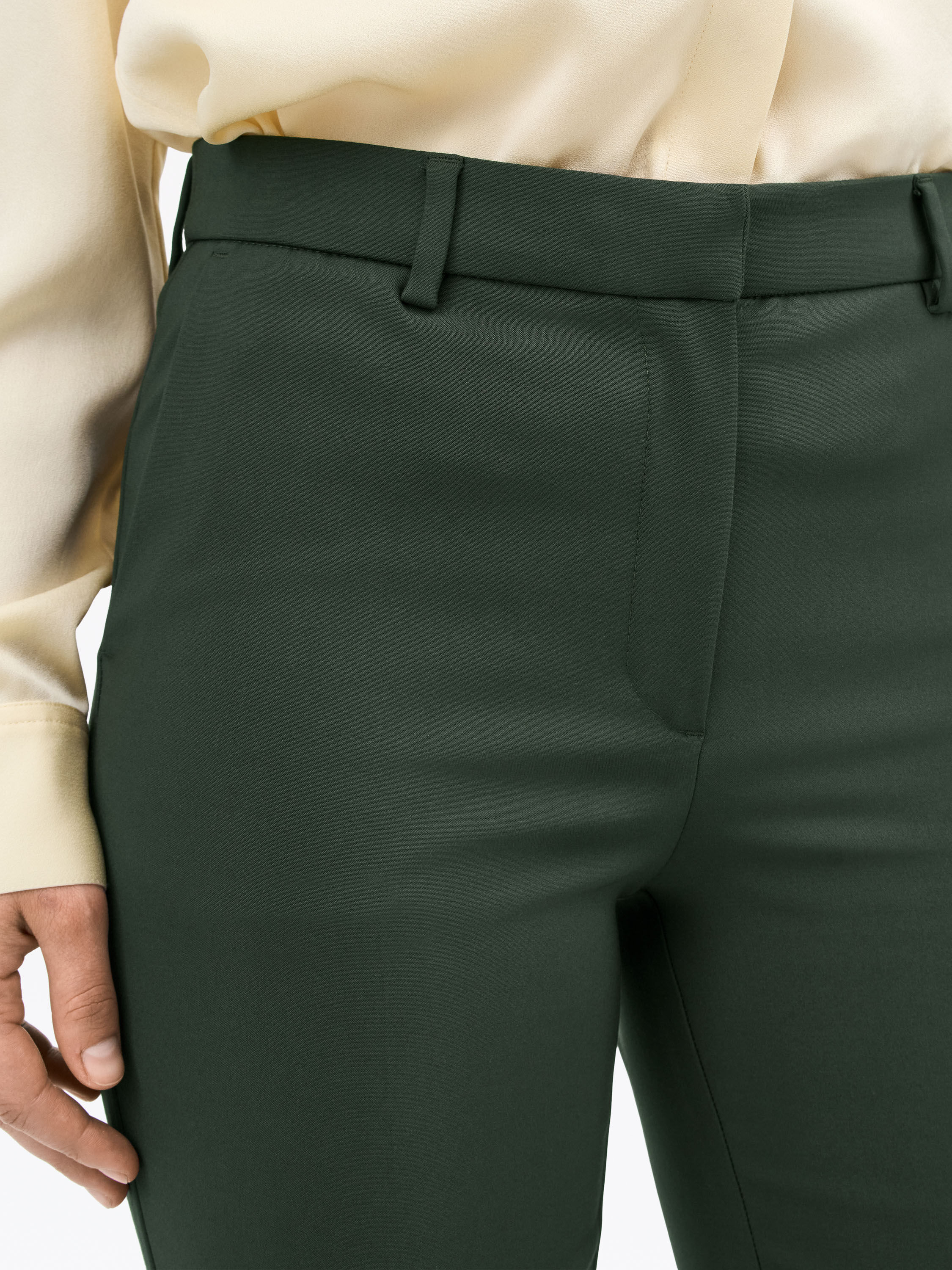 Ylja Dark Green Suit