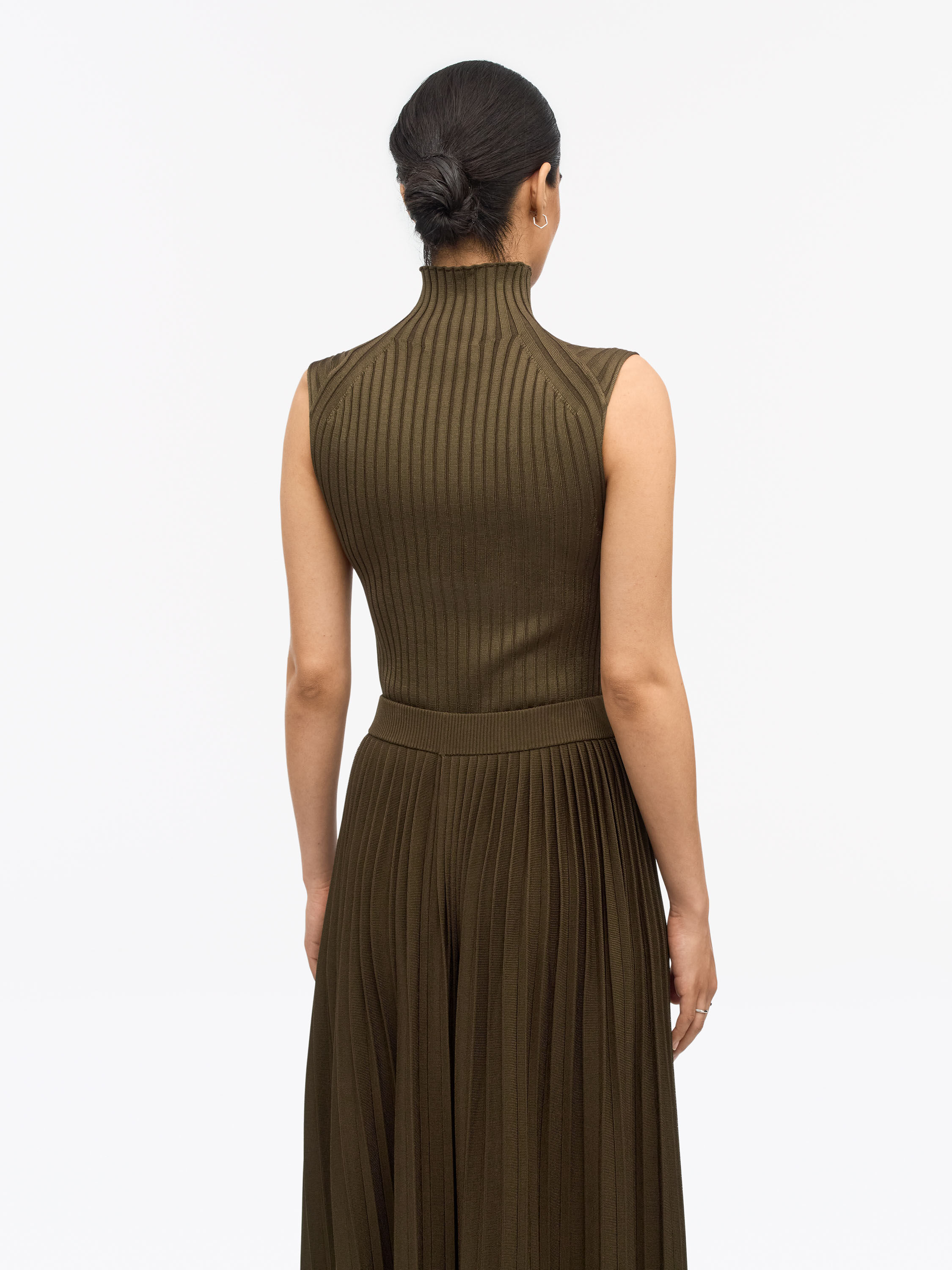 Isabella Mock-Neck Knit Vest