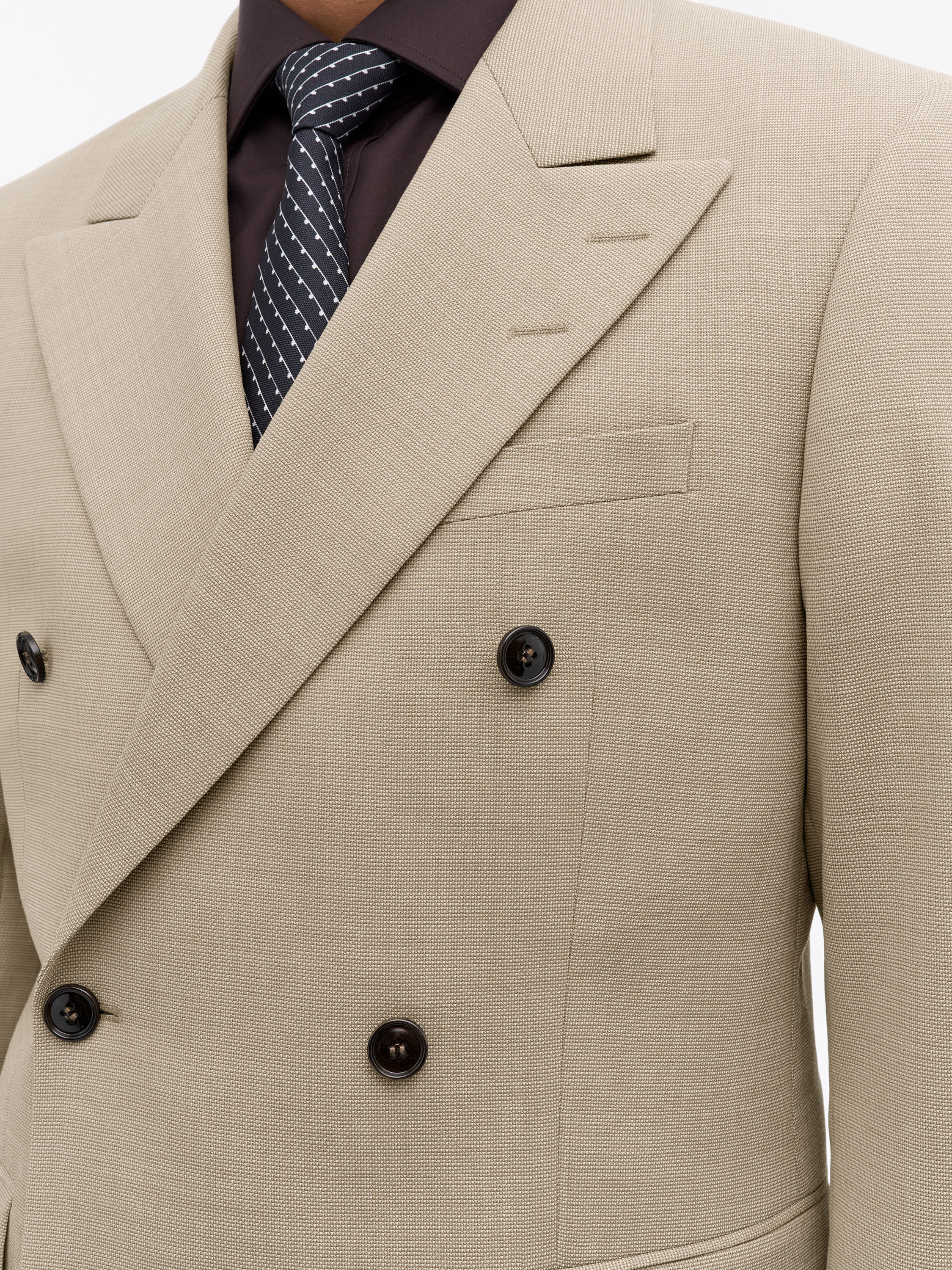 1903 DB Ivory Suit