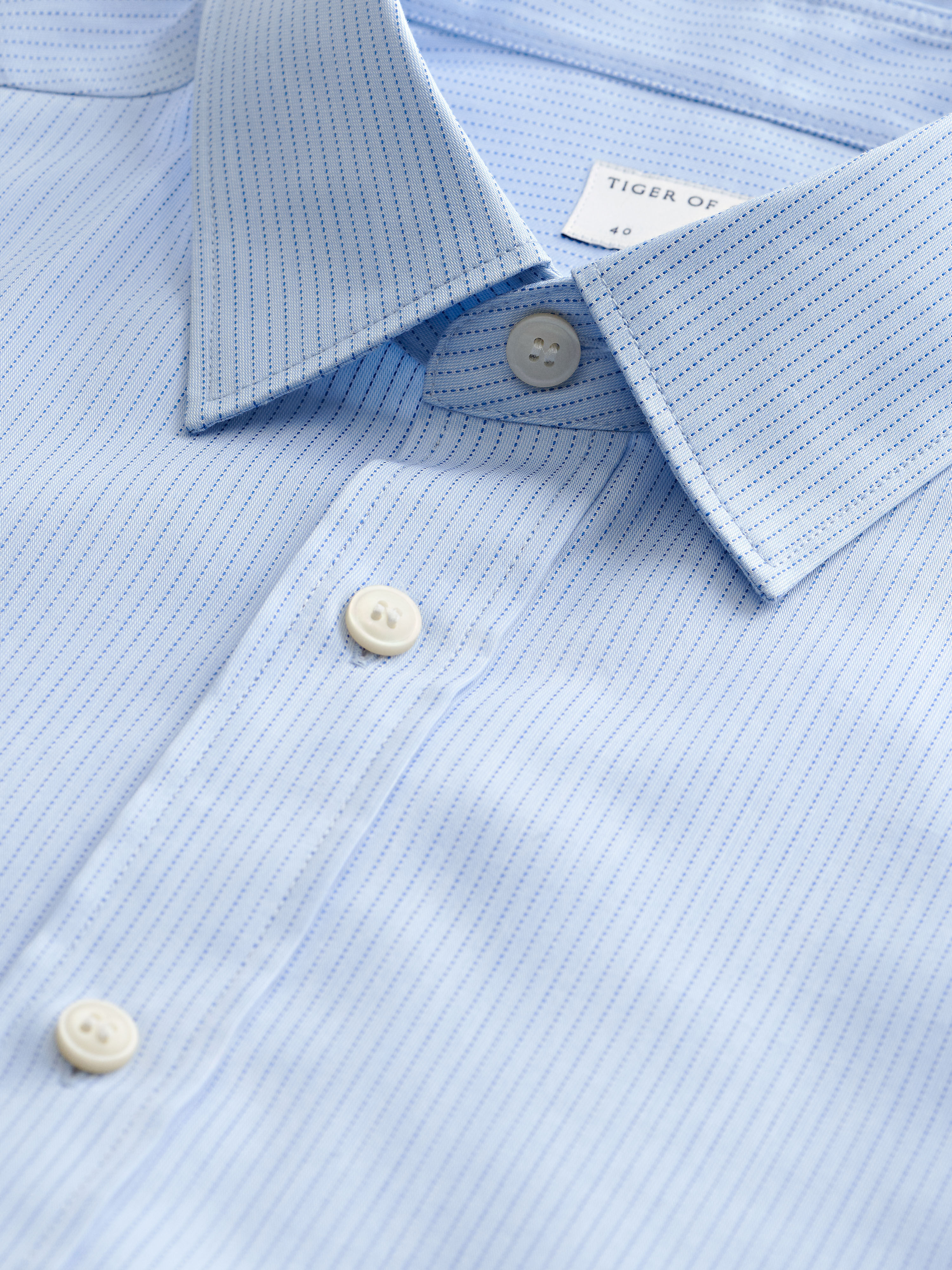 Adley Hemd mit spitzem Kragen