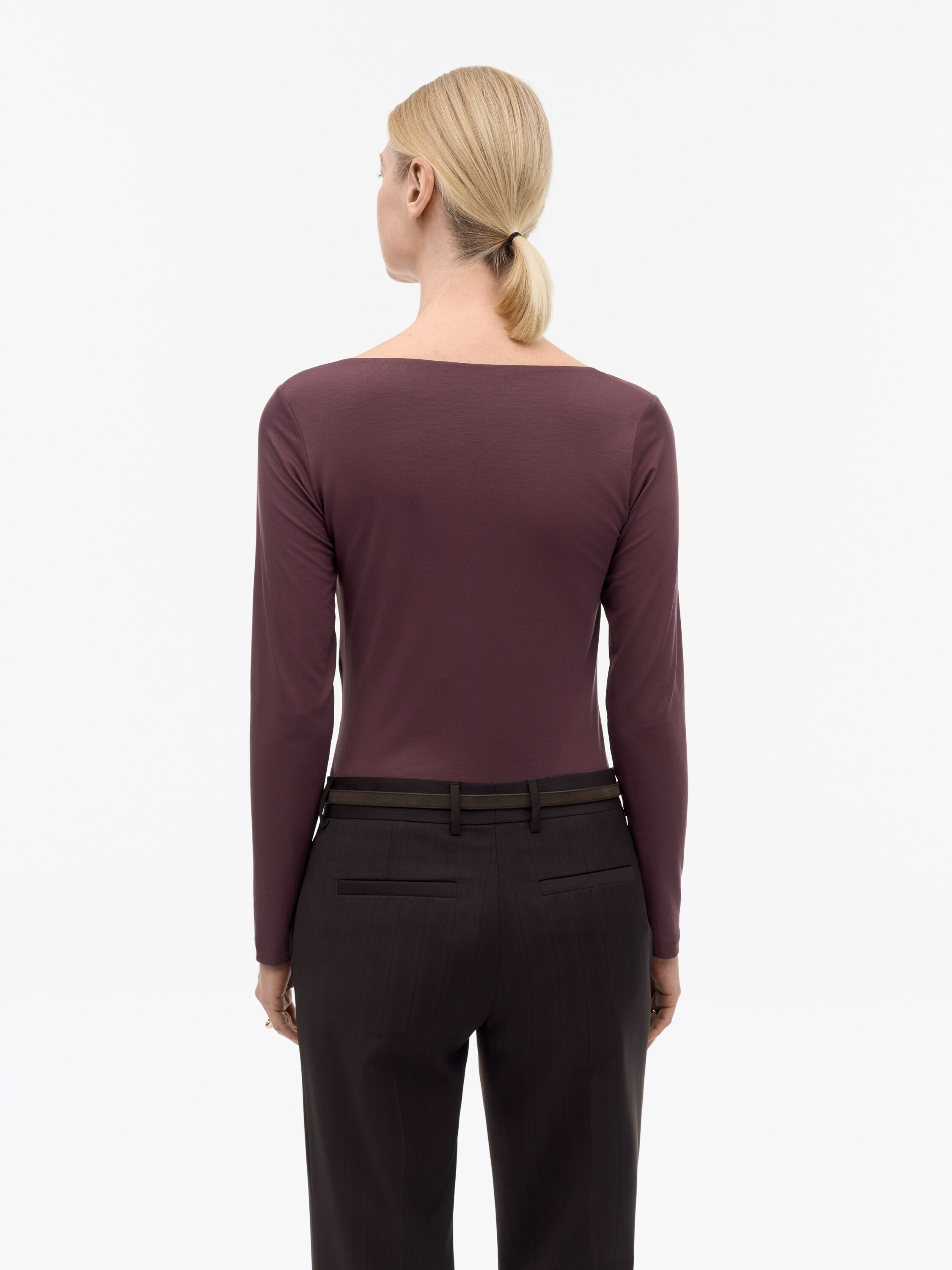 Elois Long-Sleeved T-Shirt