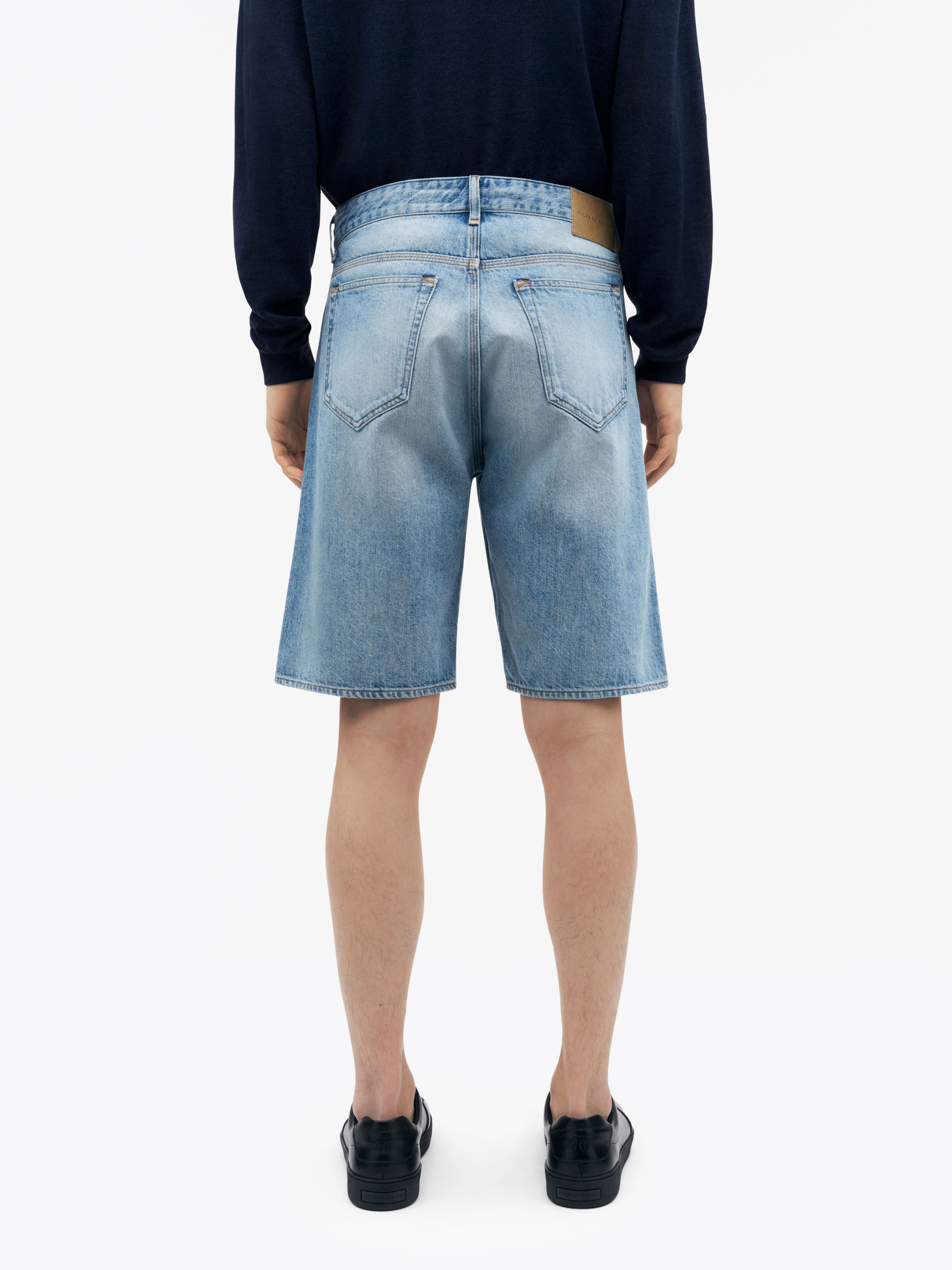 Blaue Kylian Jeansshorts uber dem Knie Tiger Of Sweden