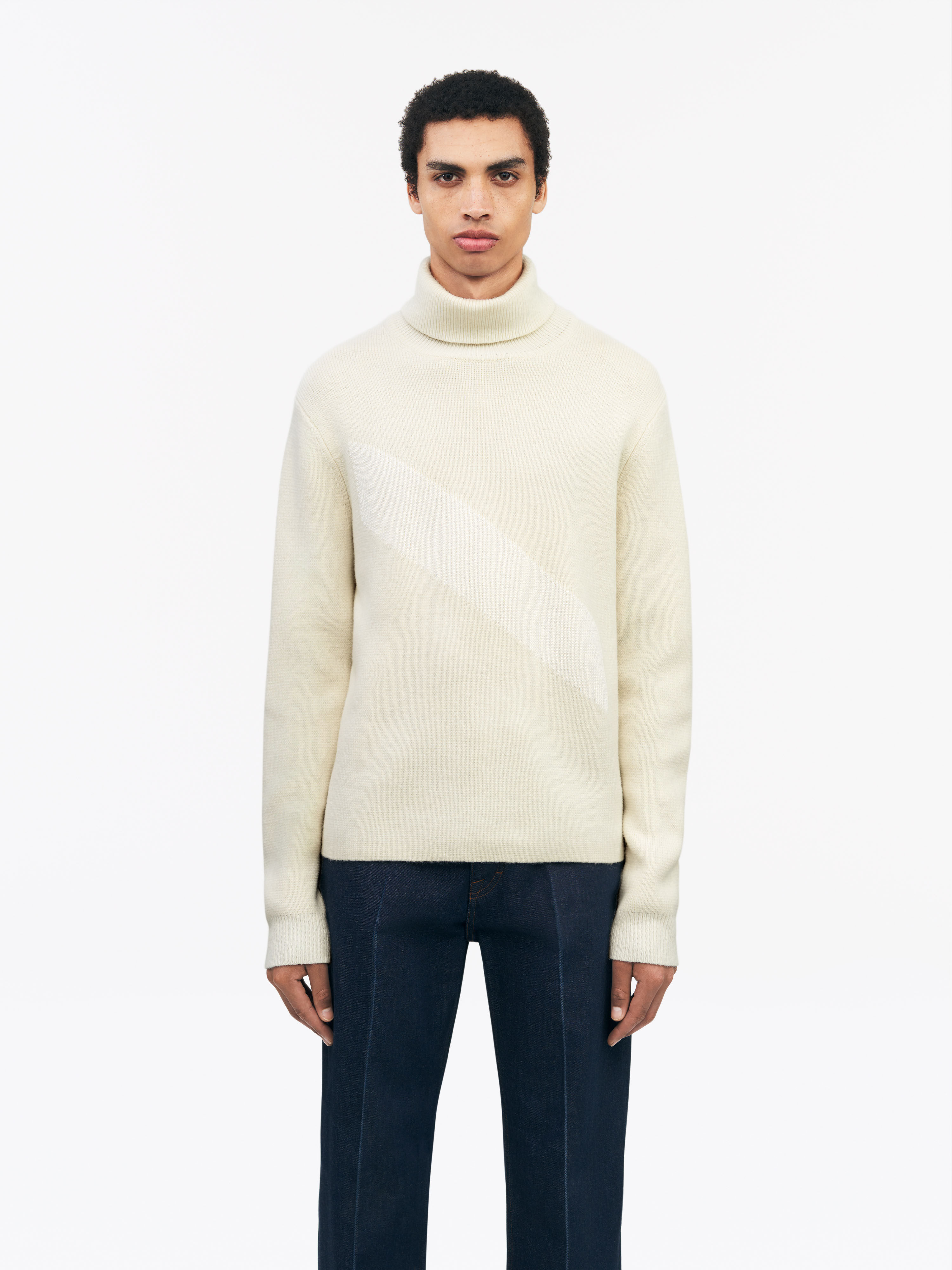 Eliton Sweater