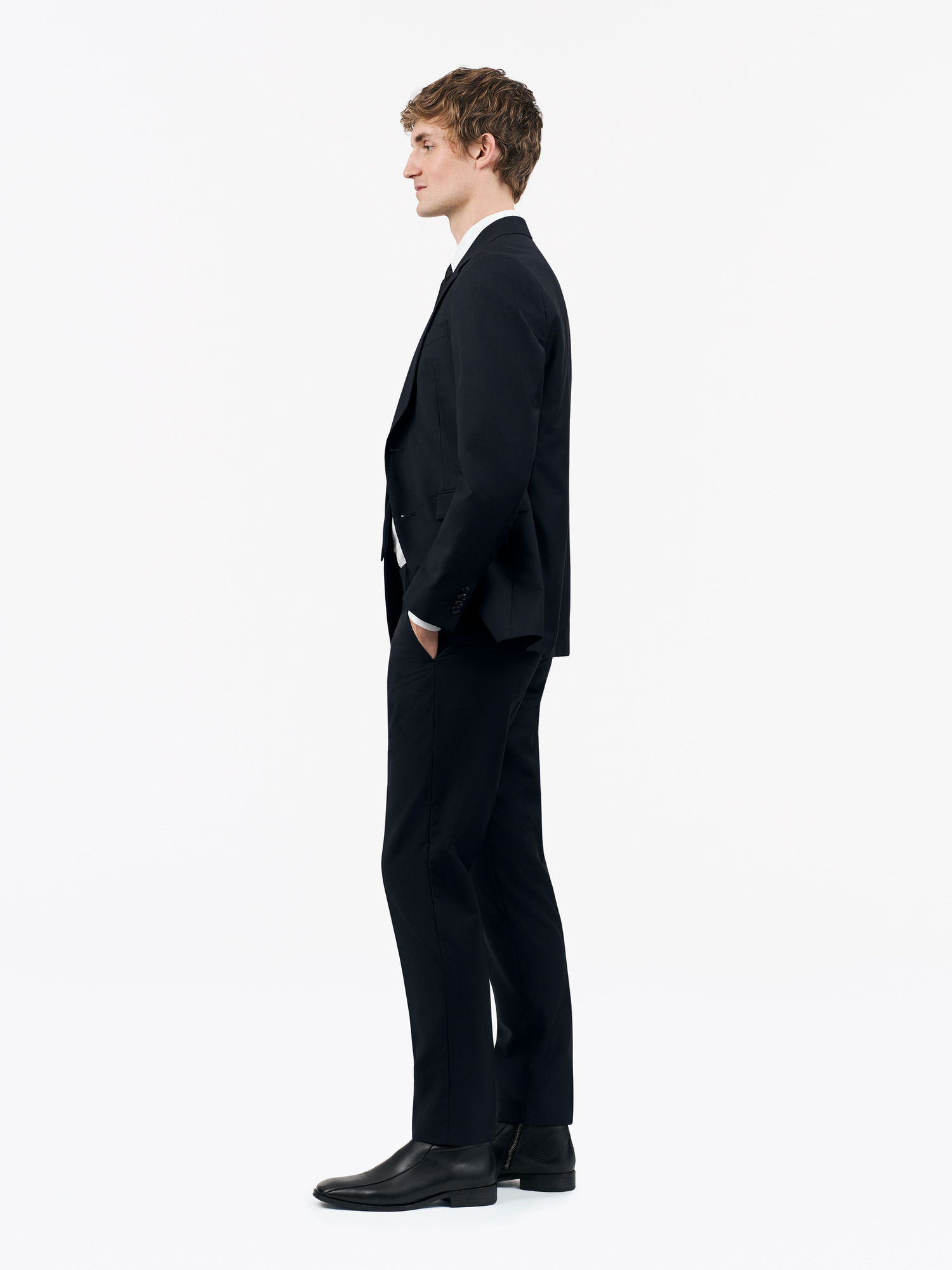 Justin Suit