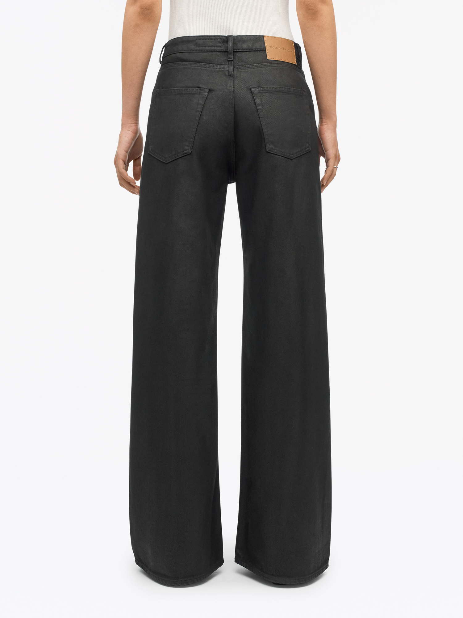 Kinne Coated Denim Jeans