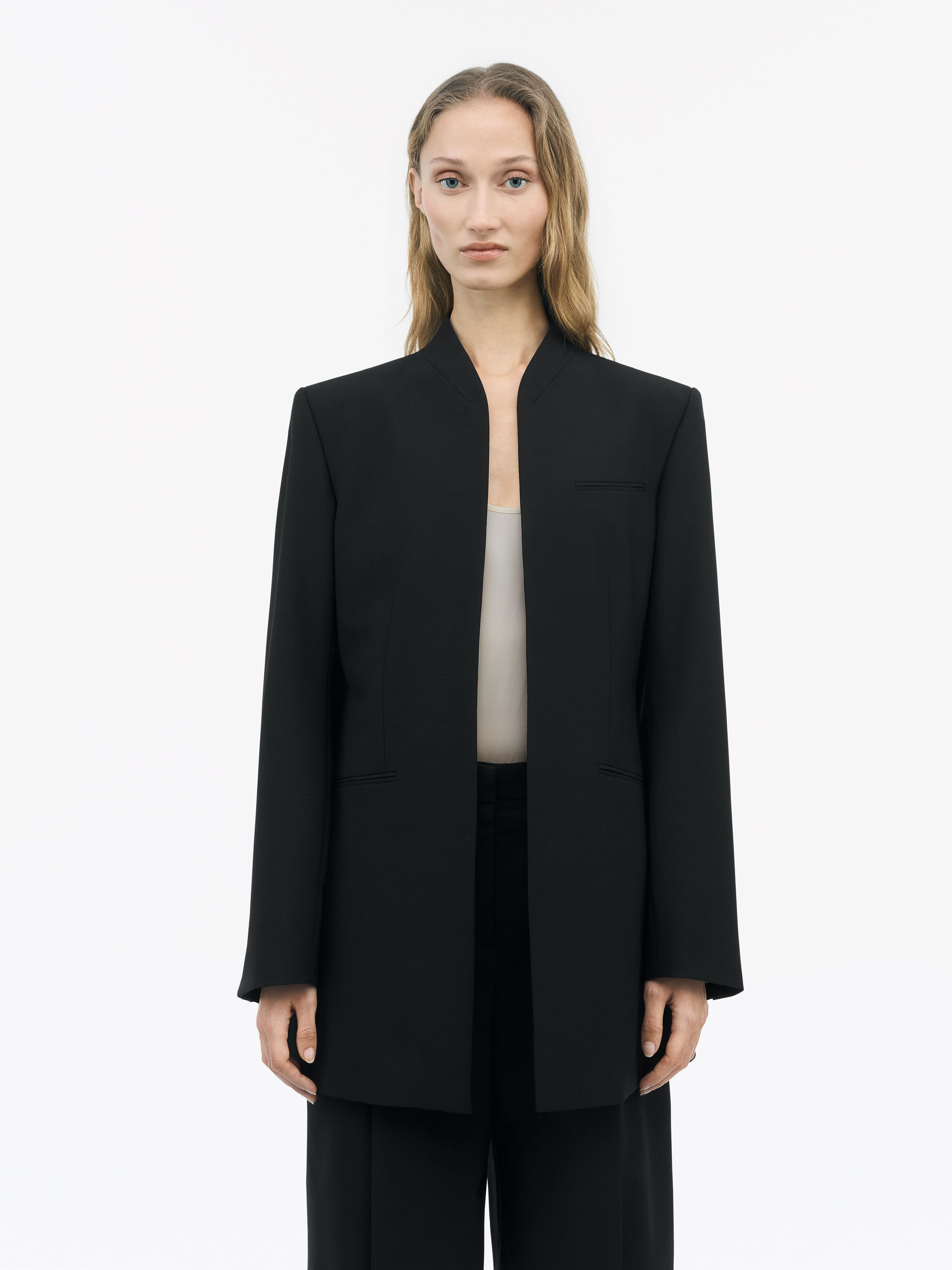 Everly Jakkes&aelig;t i Polyester-uldblanding