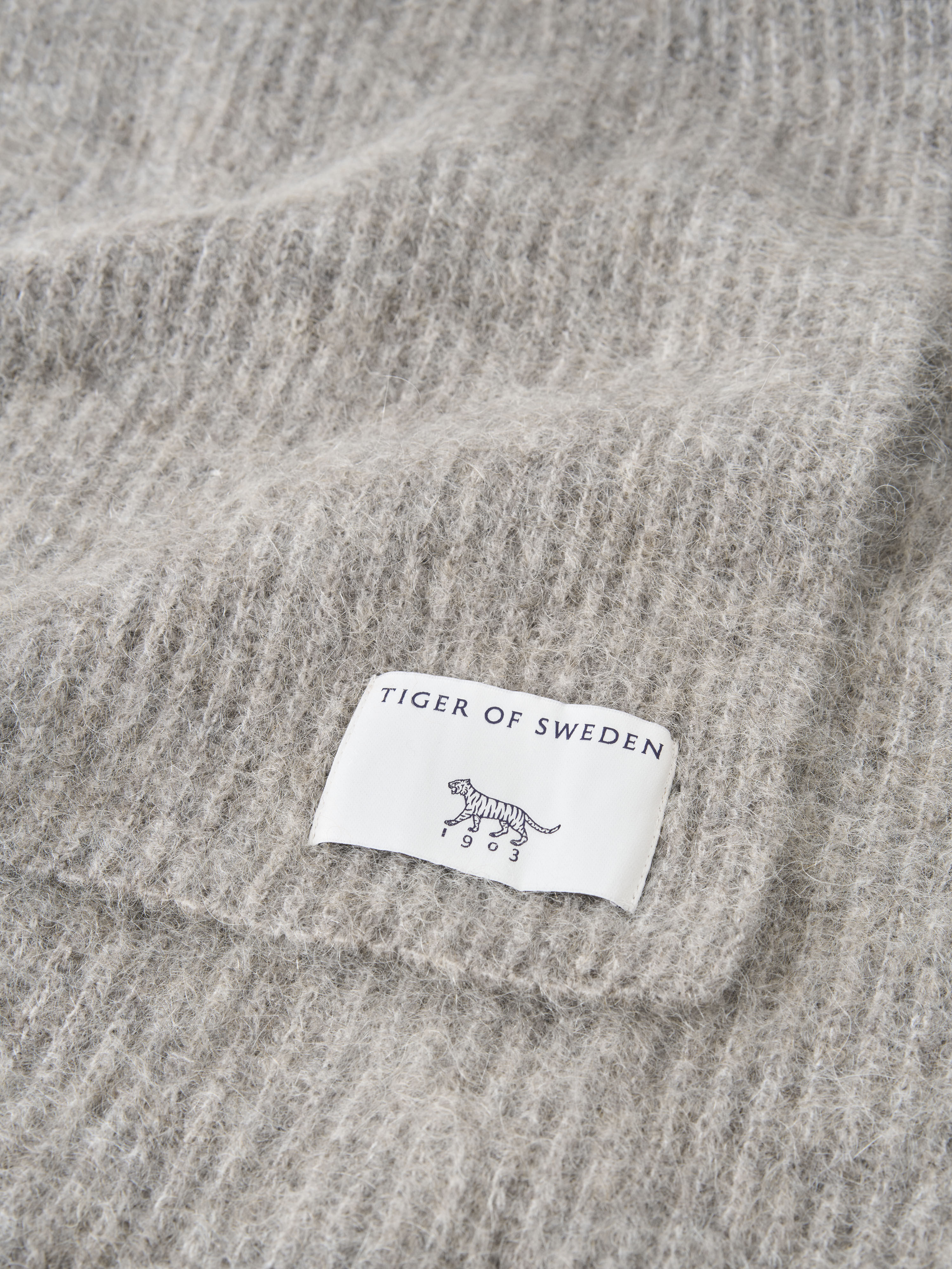 Erlinia RWS Mohair Scarf