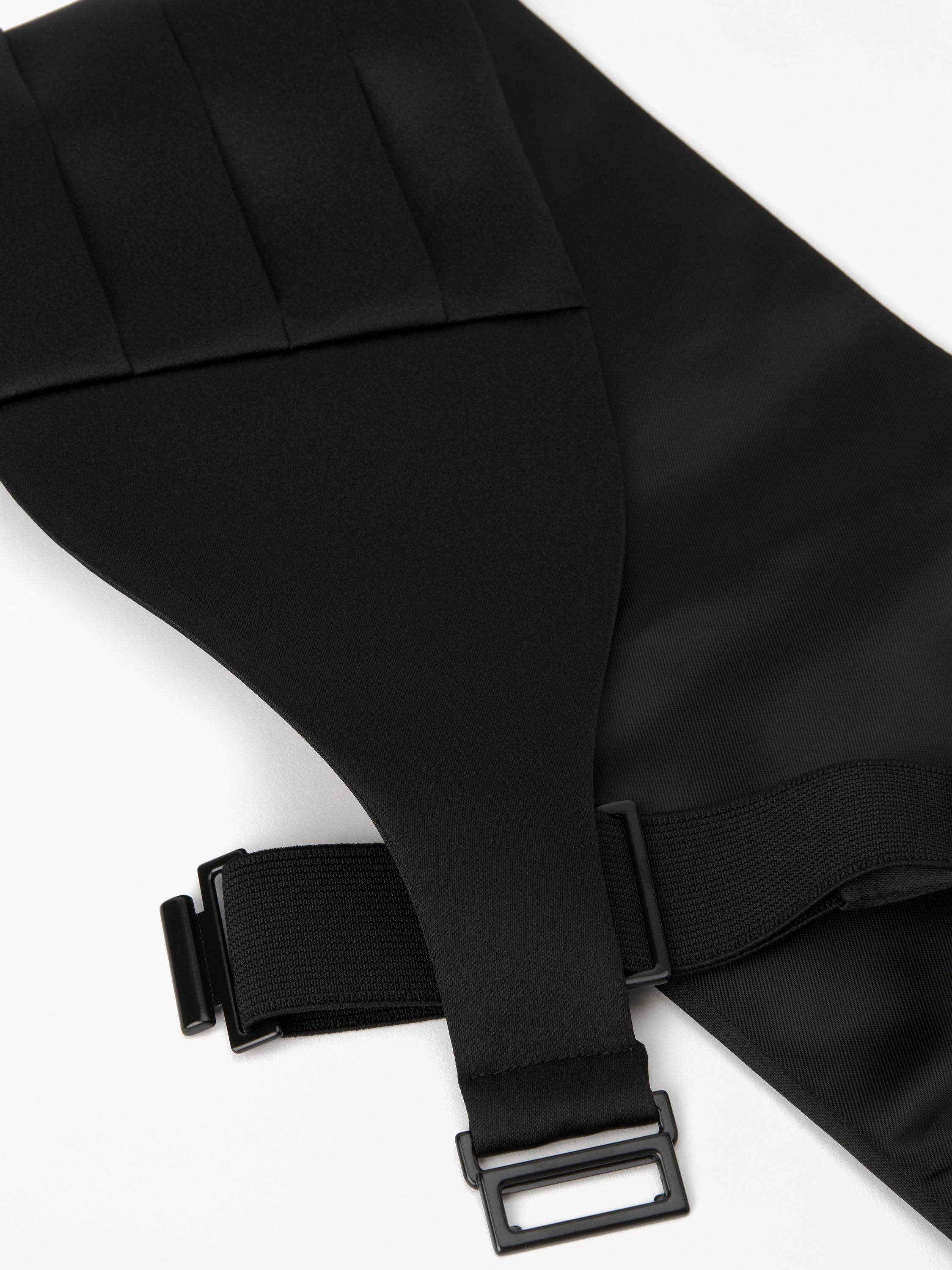 Cambre Elegant Satin Cummerbund