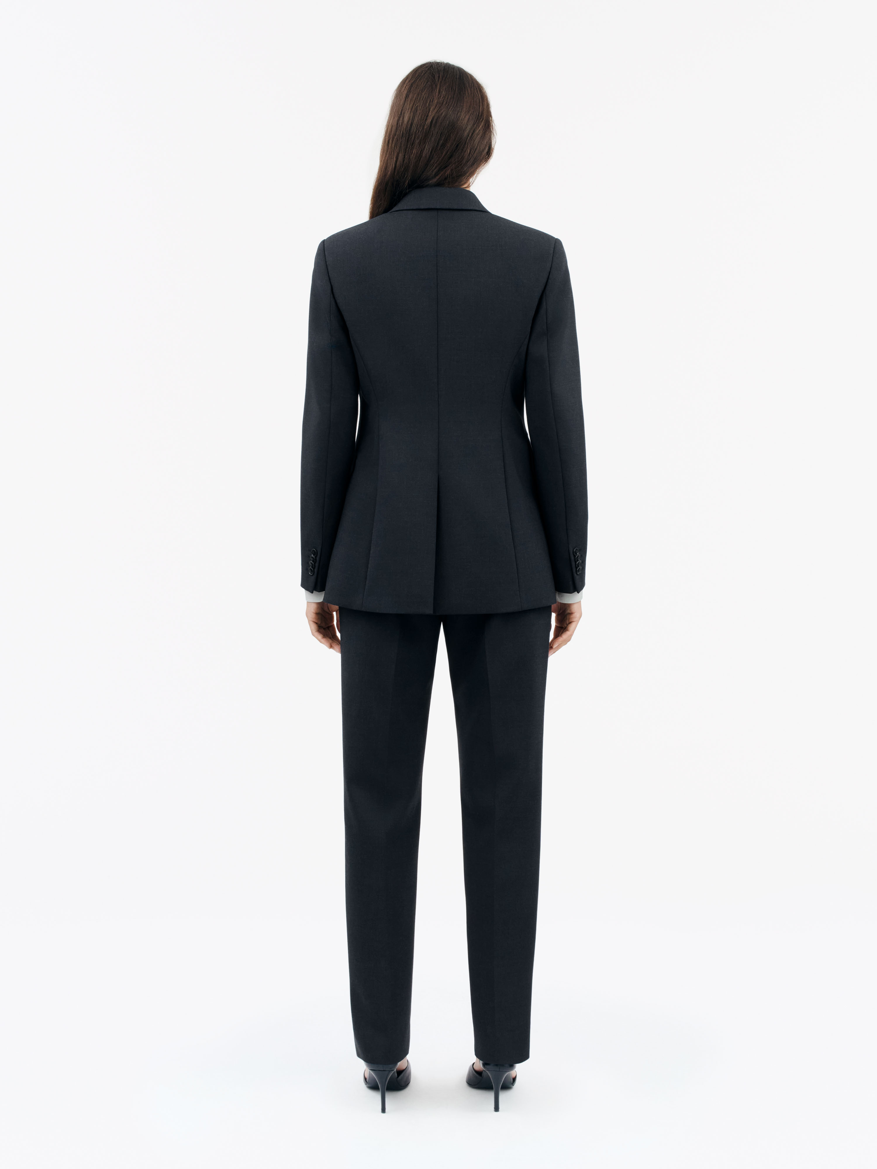Narina suit back