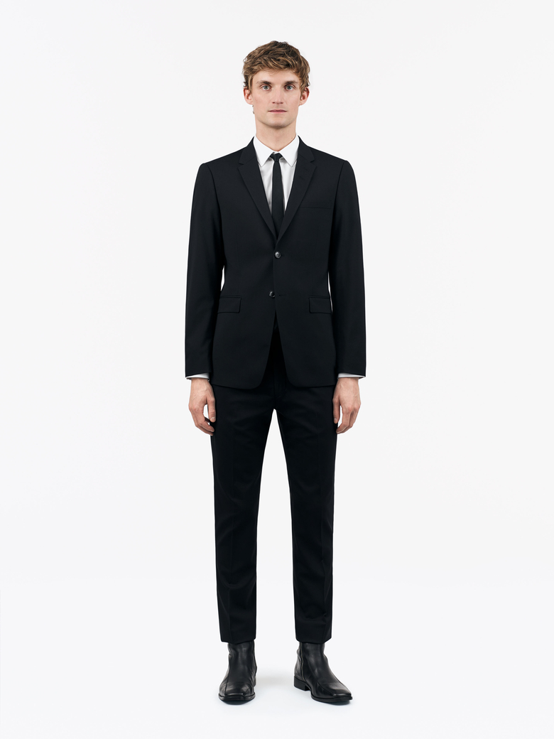 Jerrett suit in black