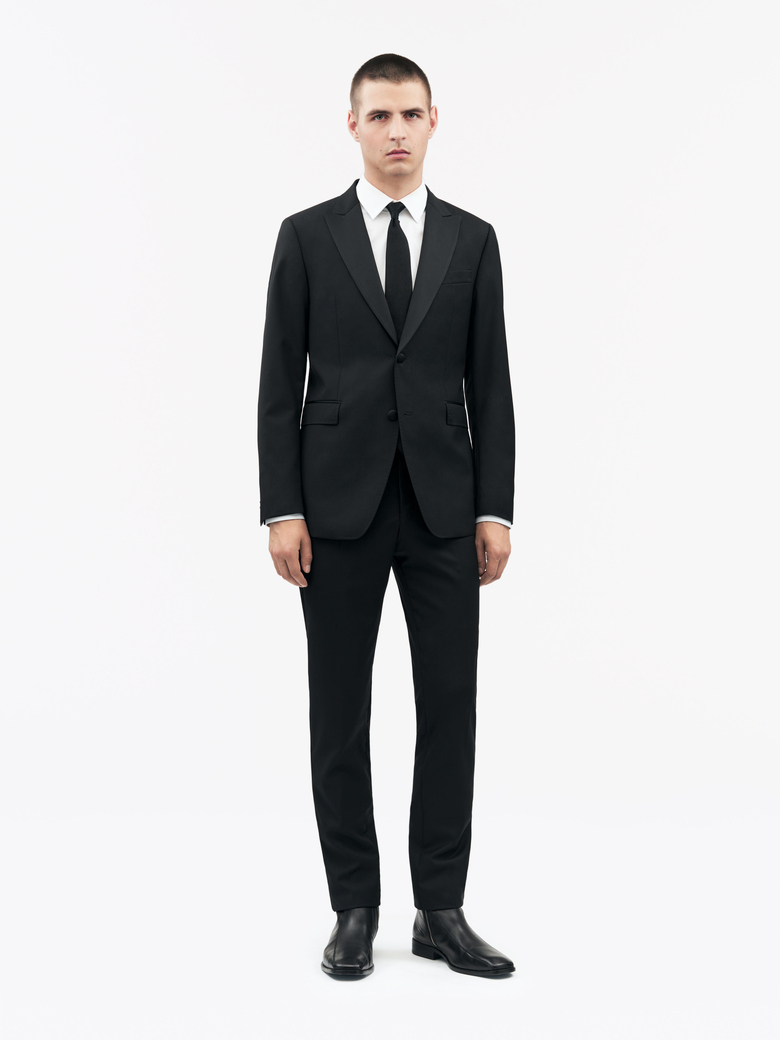 Justin tuxedo in black