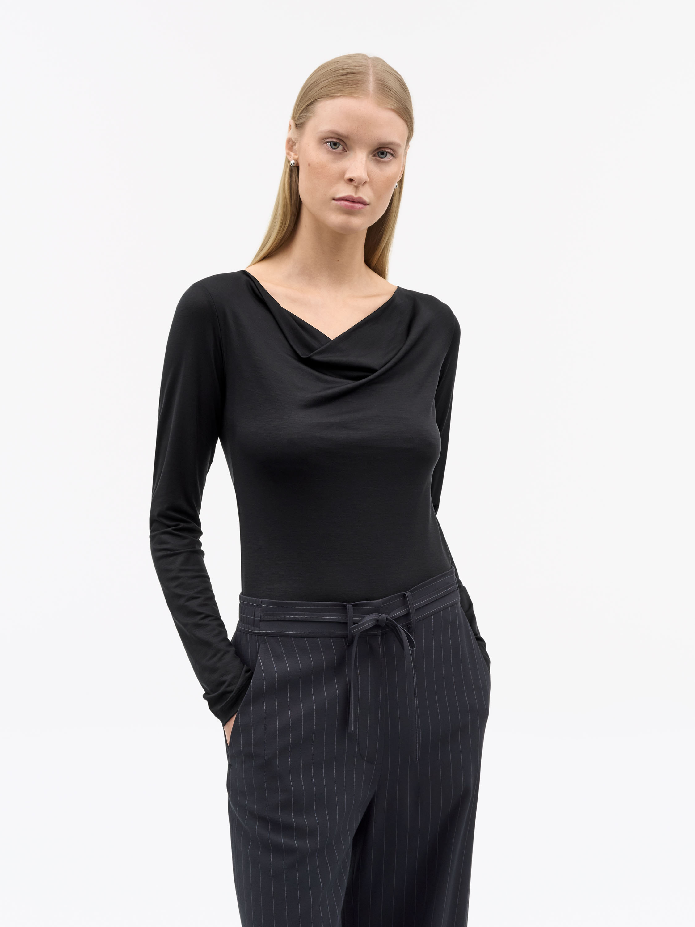 Tiger Of Sweden Elois Long-sleeved T-shirt In Black
